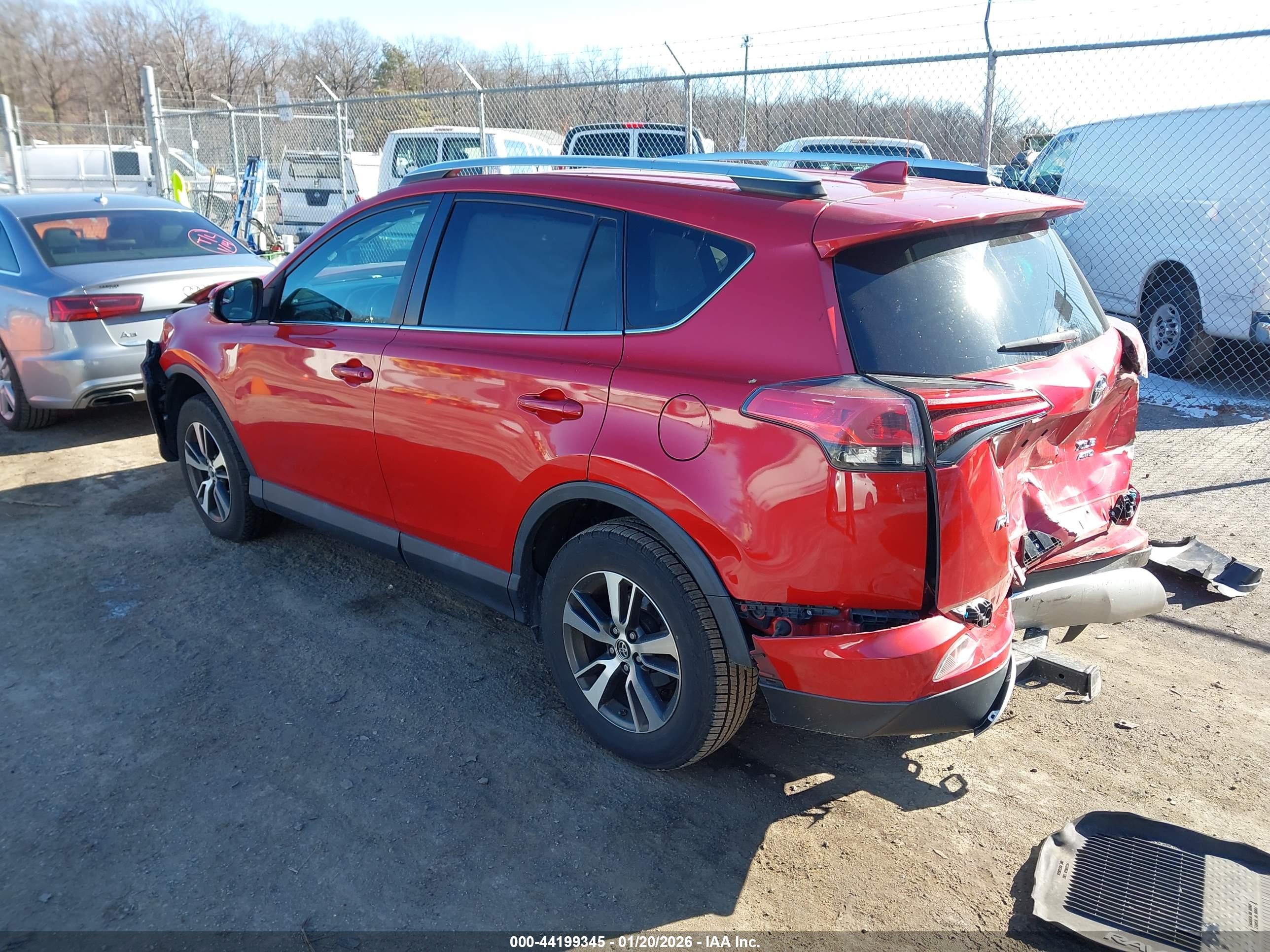 TOYOTA RAV4 image 3