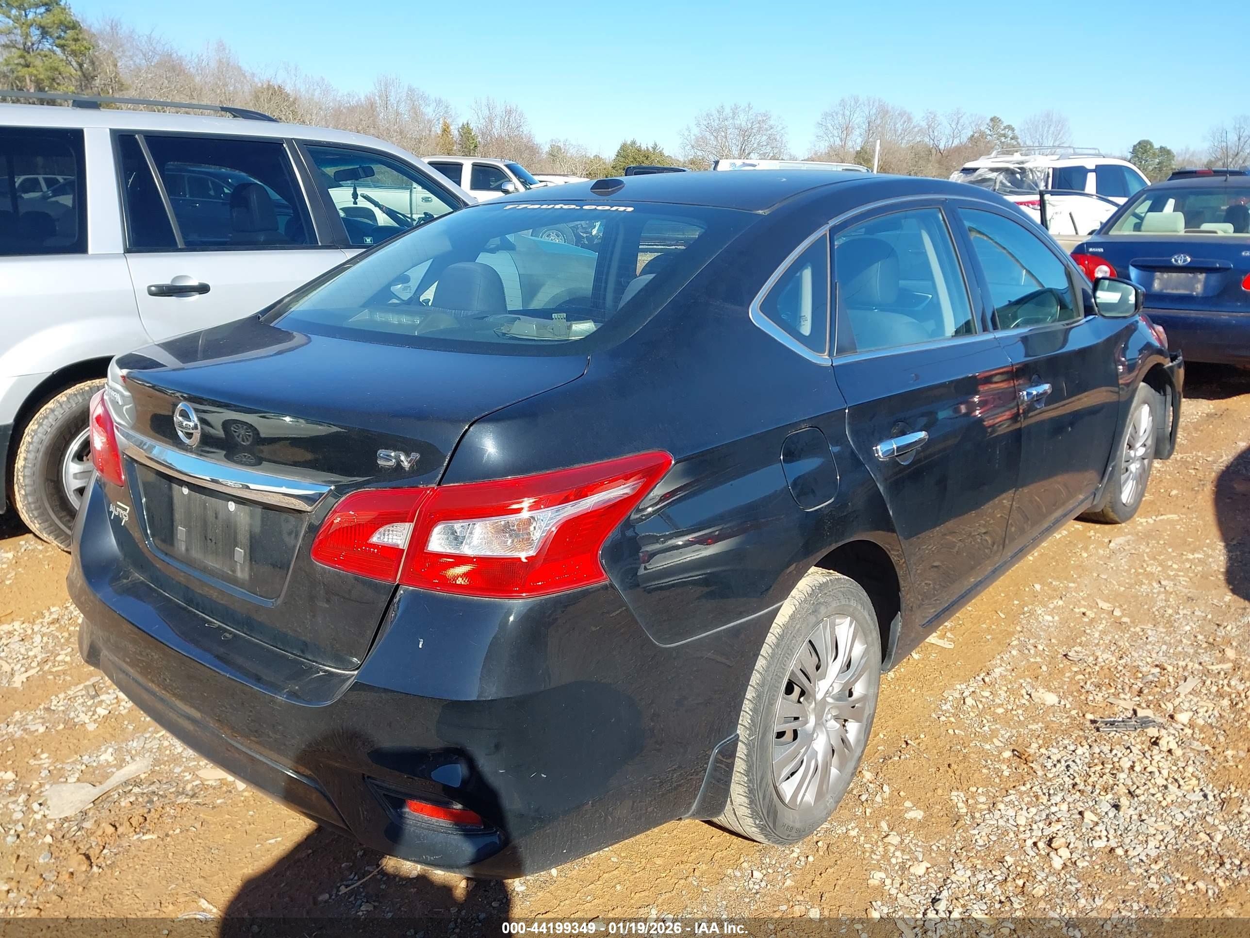 NISSAN SENTRA image 4