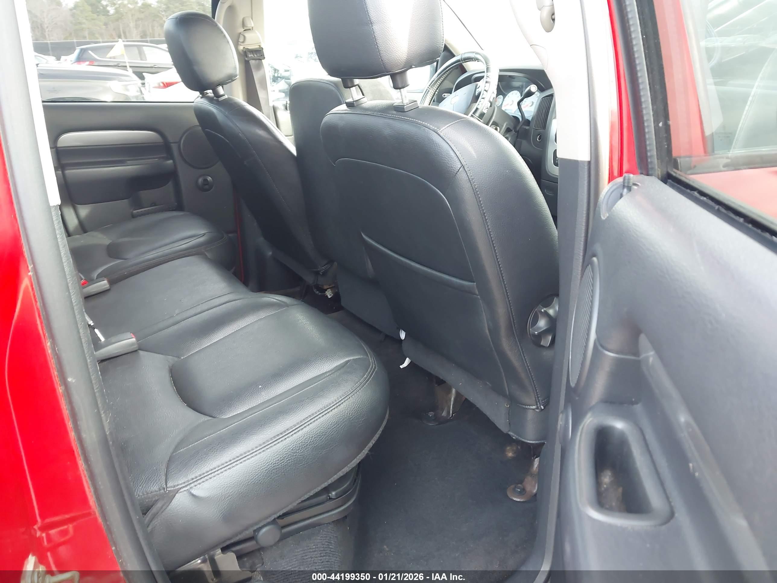 DODGE RAM image 8