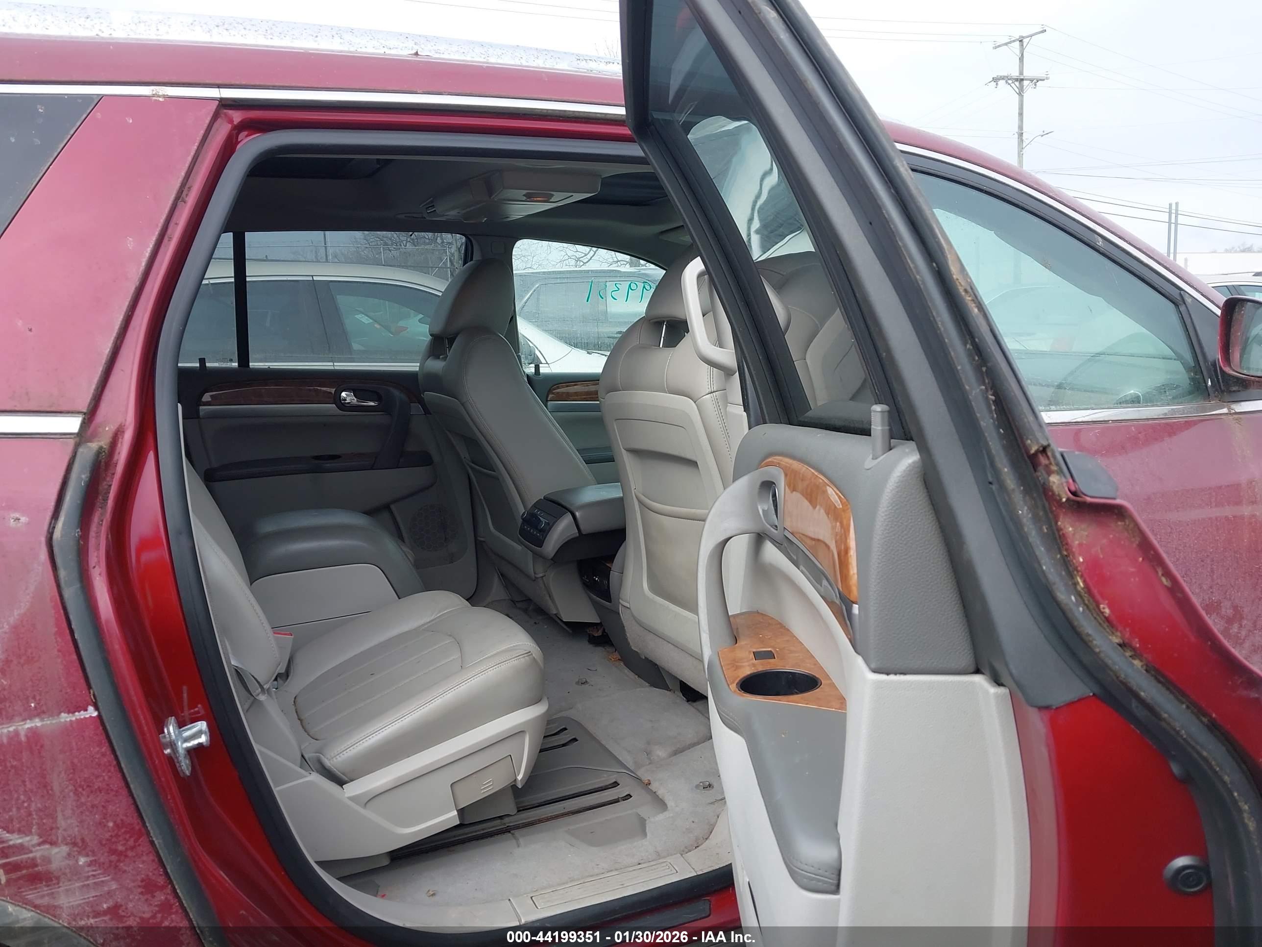 BUICK ENCLAVE image 8