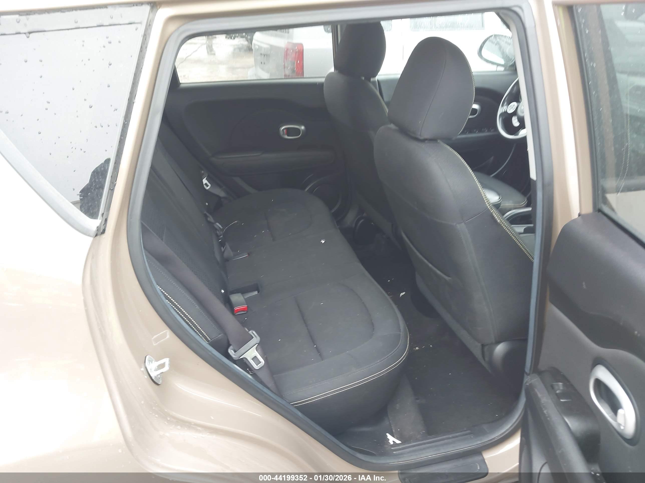 KIA SOUL image 8