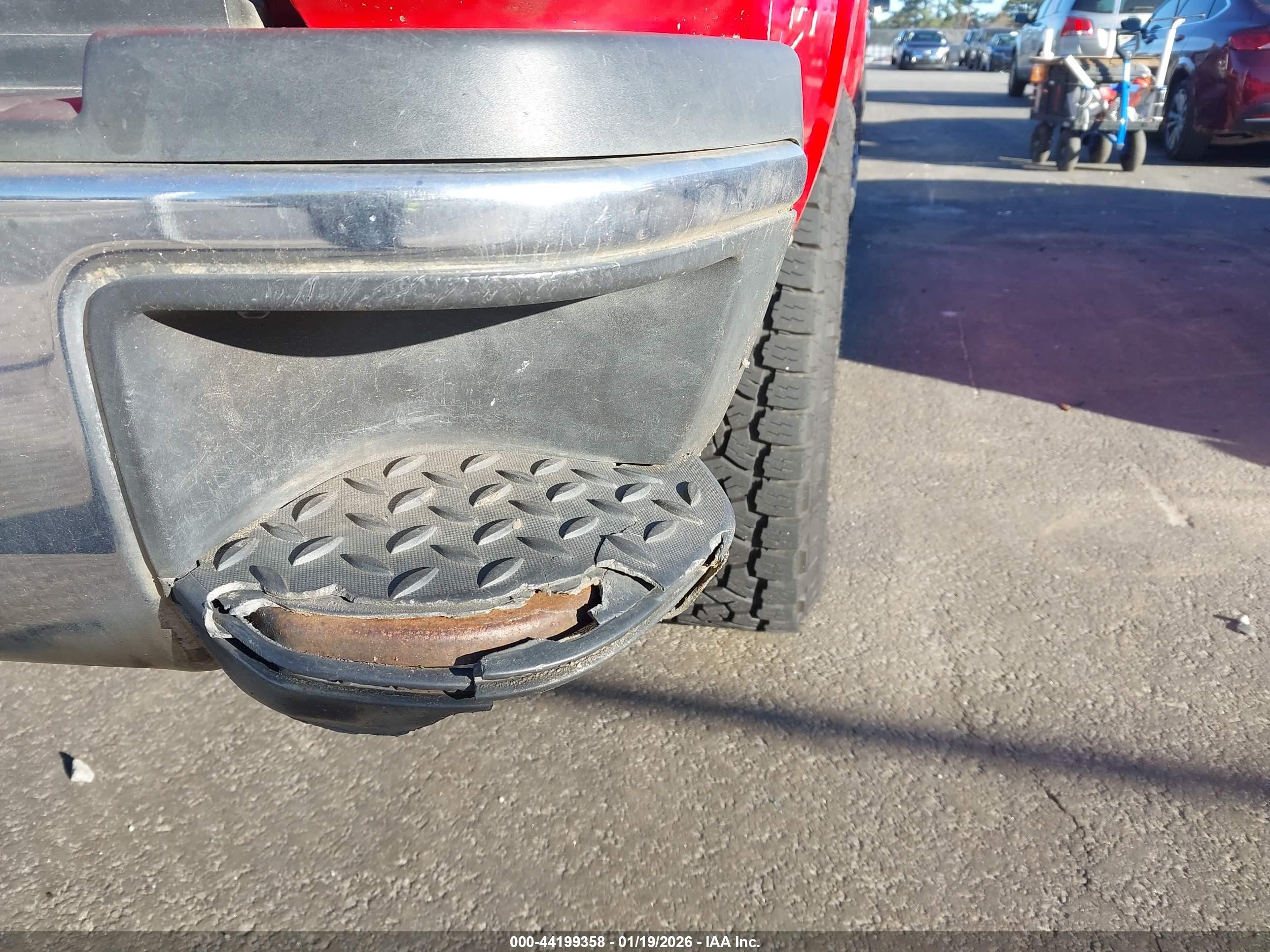 CHEVROLET SILVERADO image 6