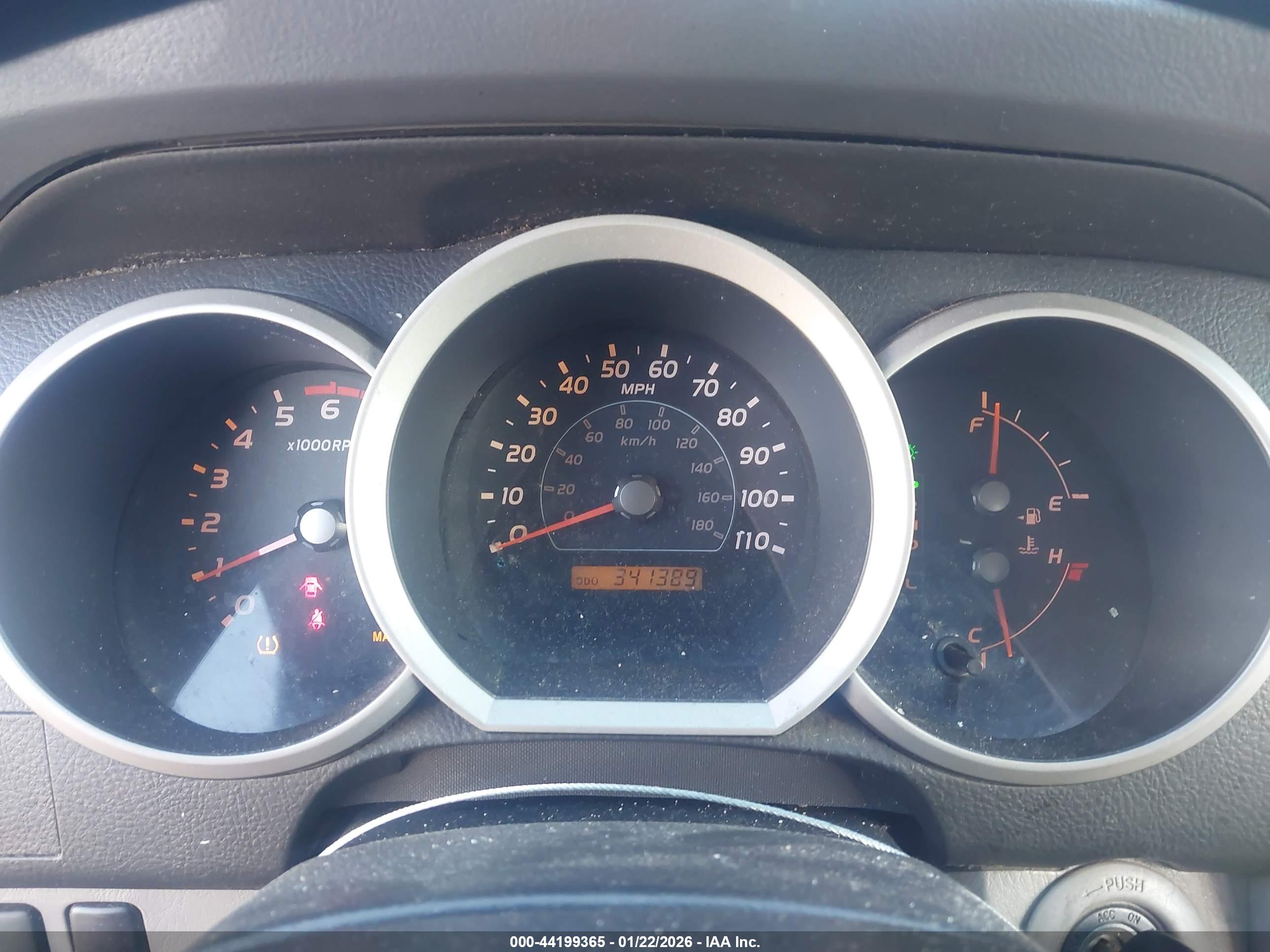 TOYOTA 4RUNNER image 7