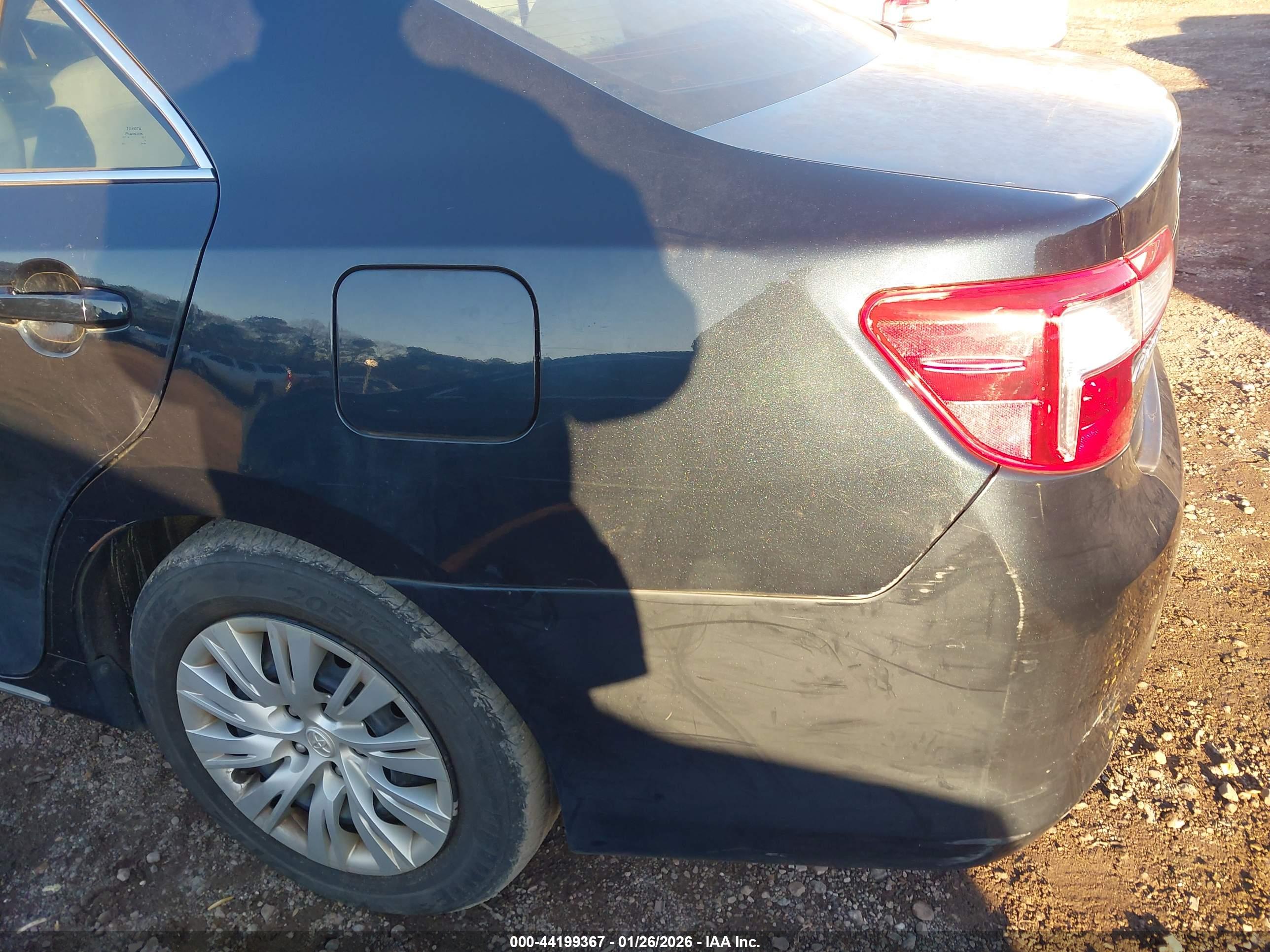 TOYOTA CAMRY image 6