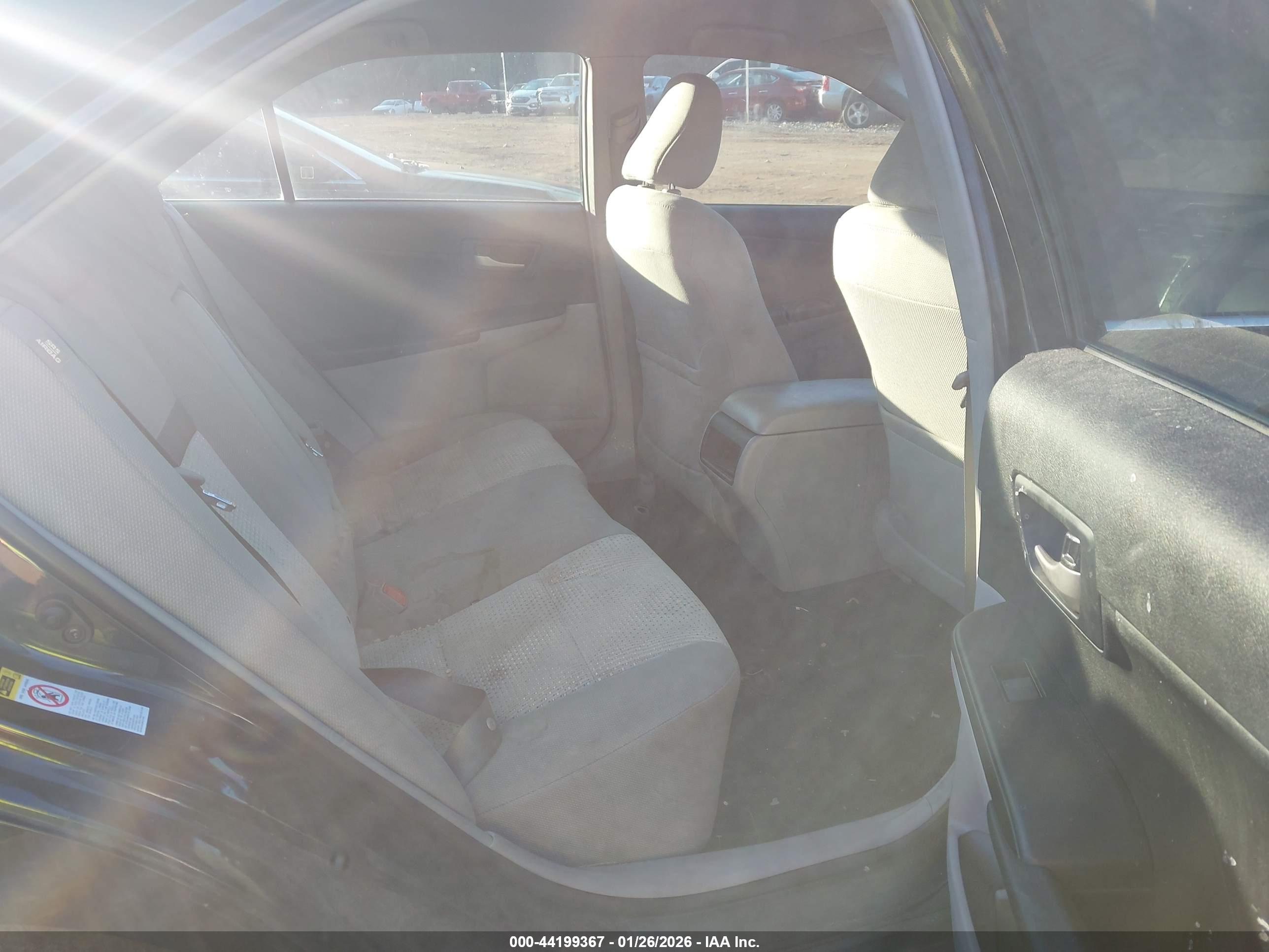 TOYOTA CAMRY image 8