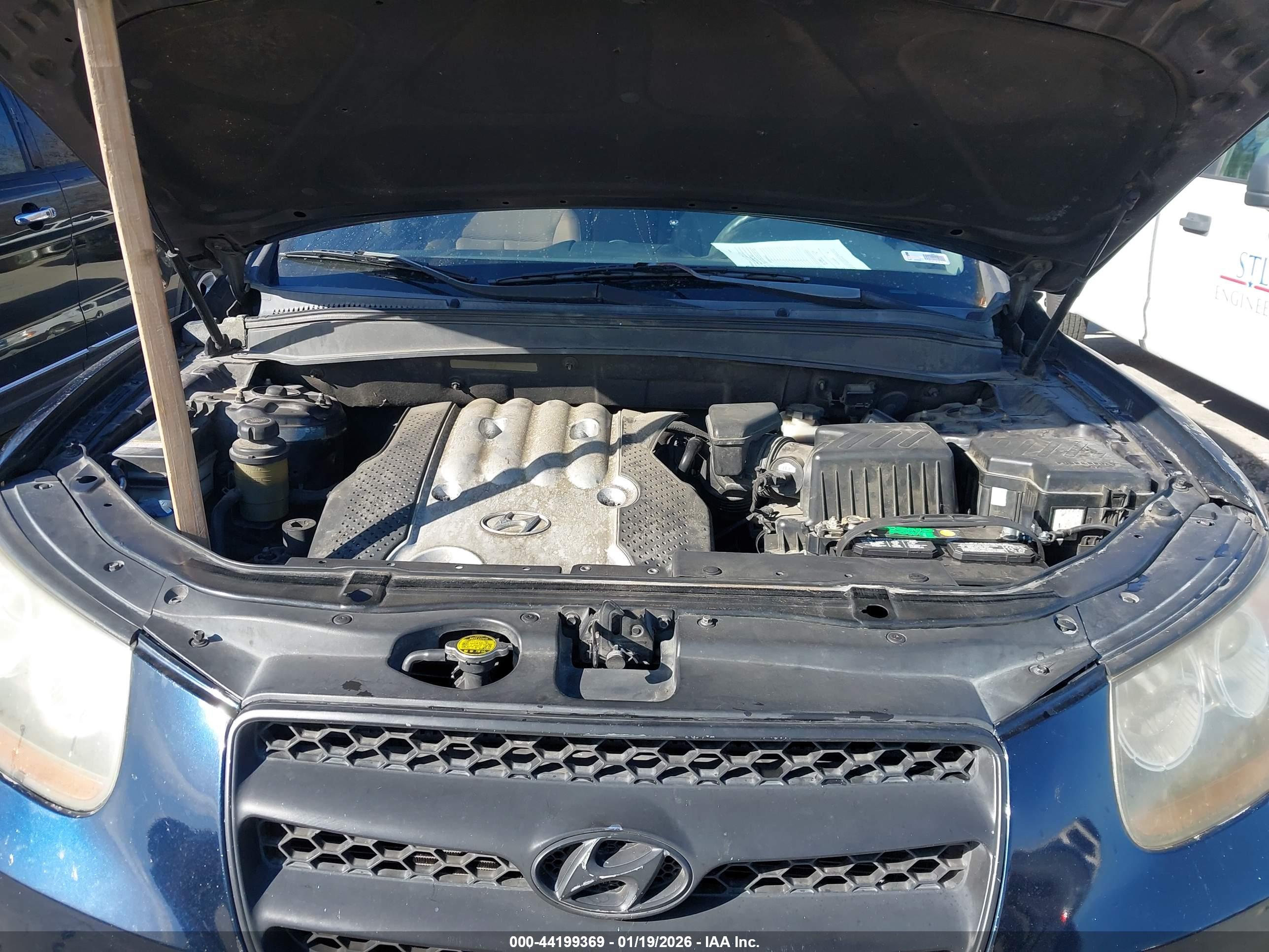 HYUNDAI SANTA image 10