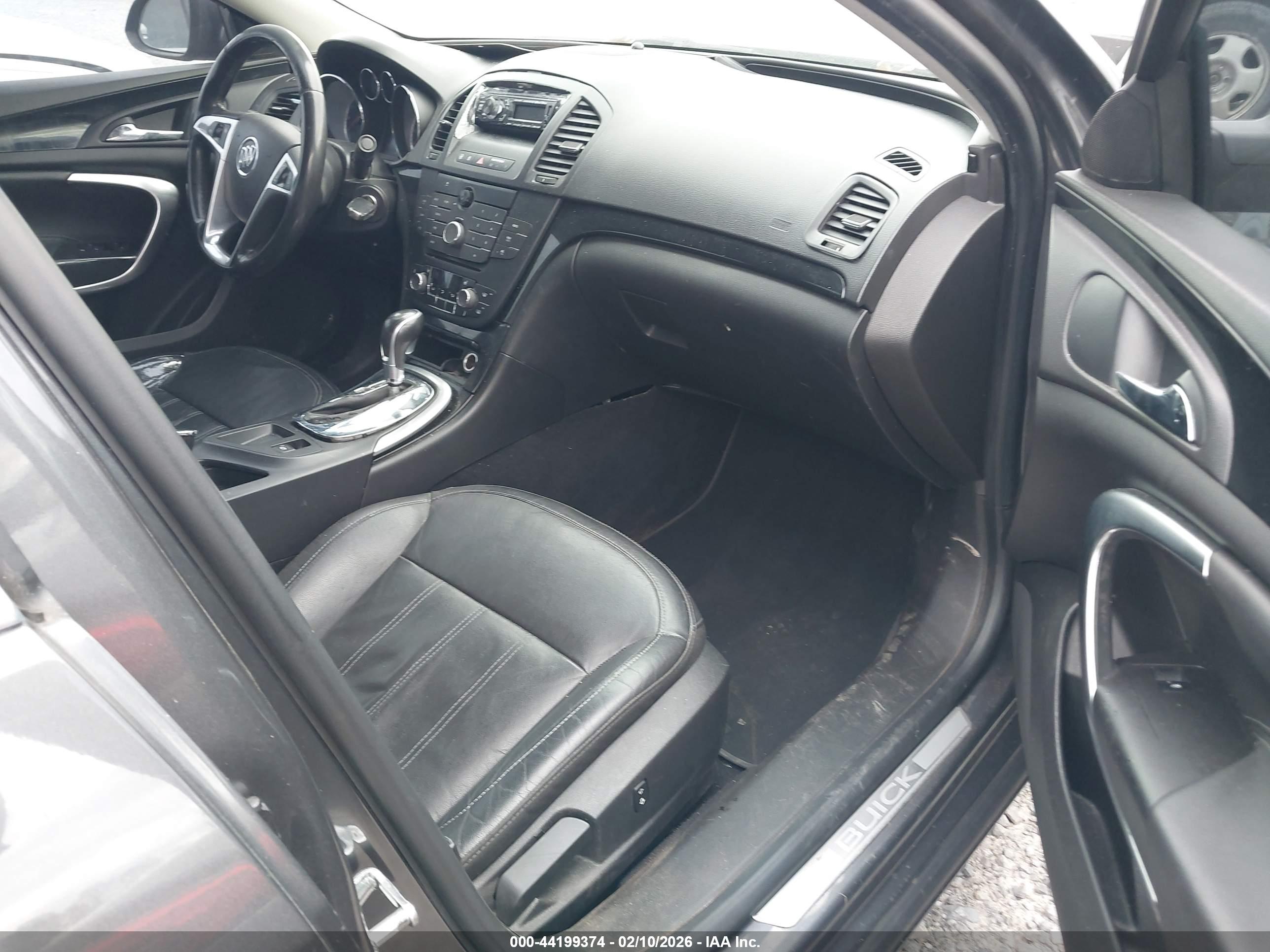 BUICK REGAL image 5