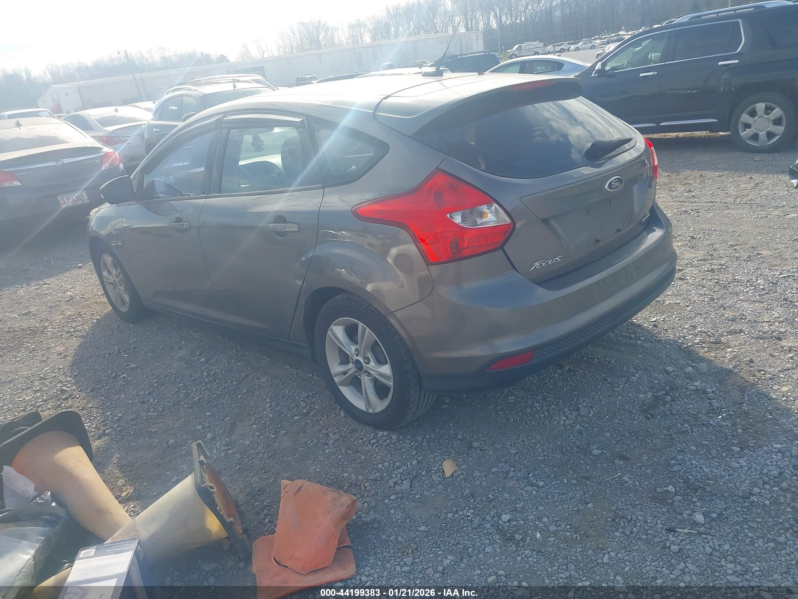 FORD FOCUS image 3