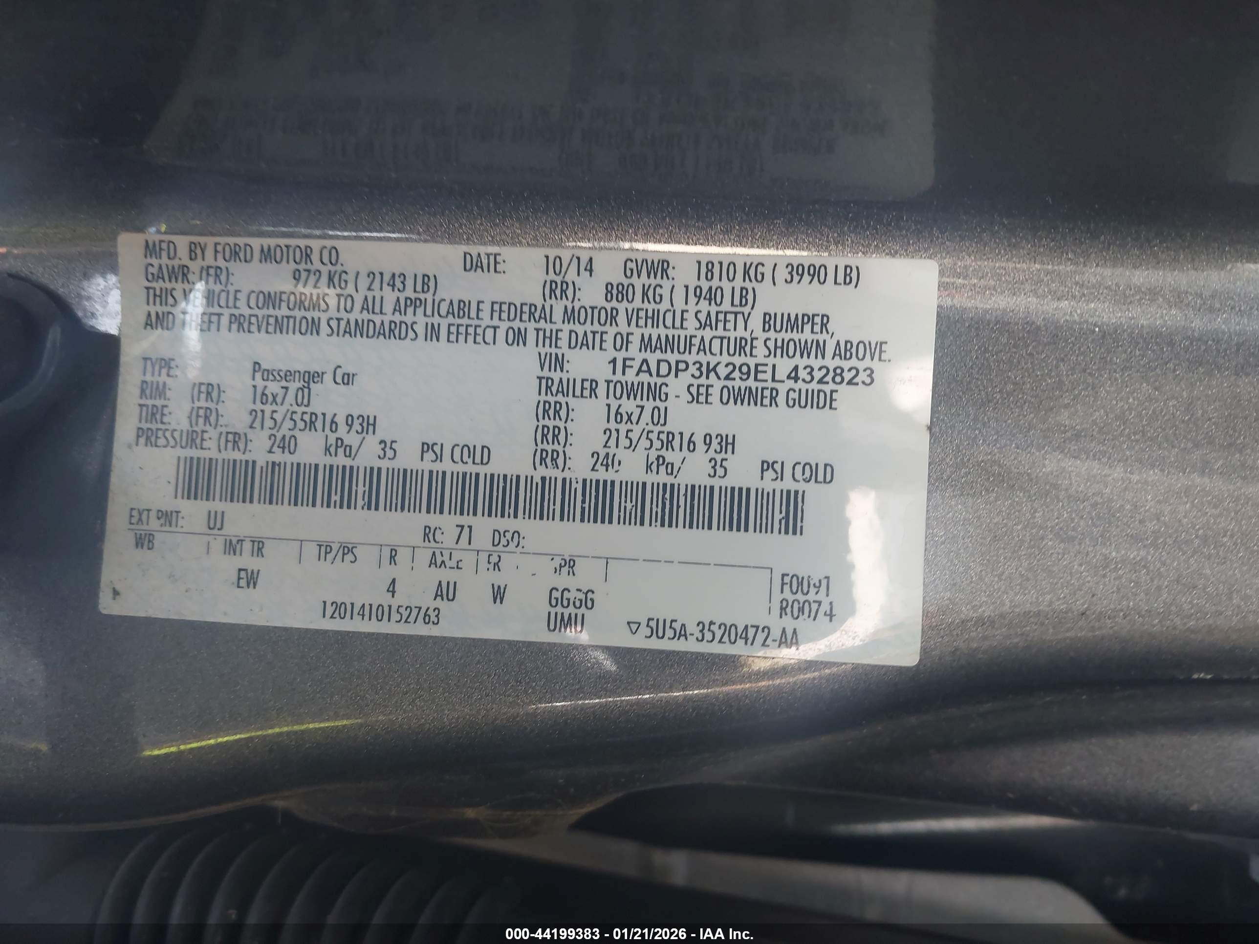 FORD FOCUS image 9