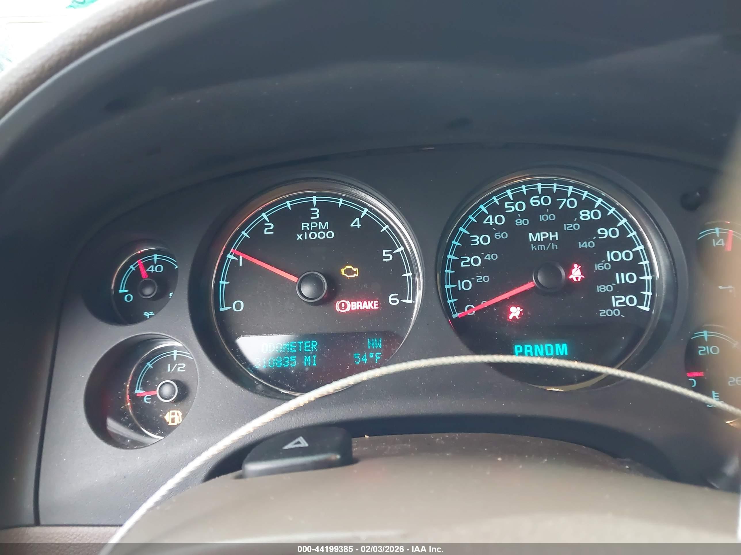 CHEVROLET TAHOE image 7