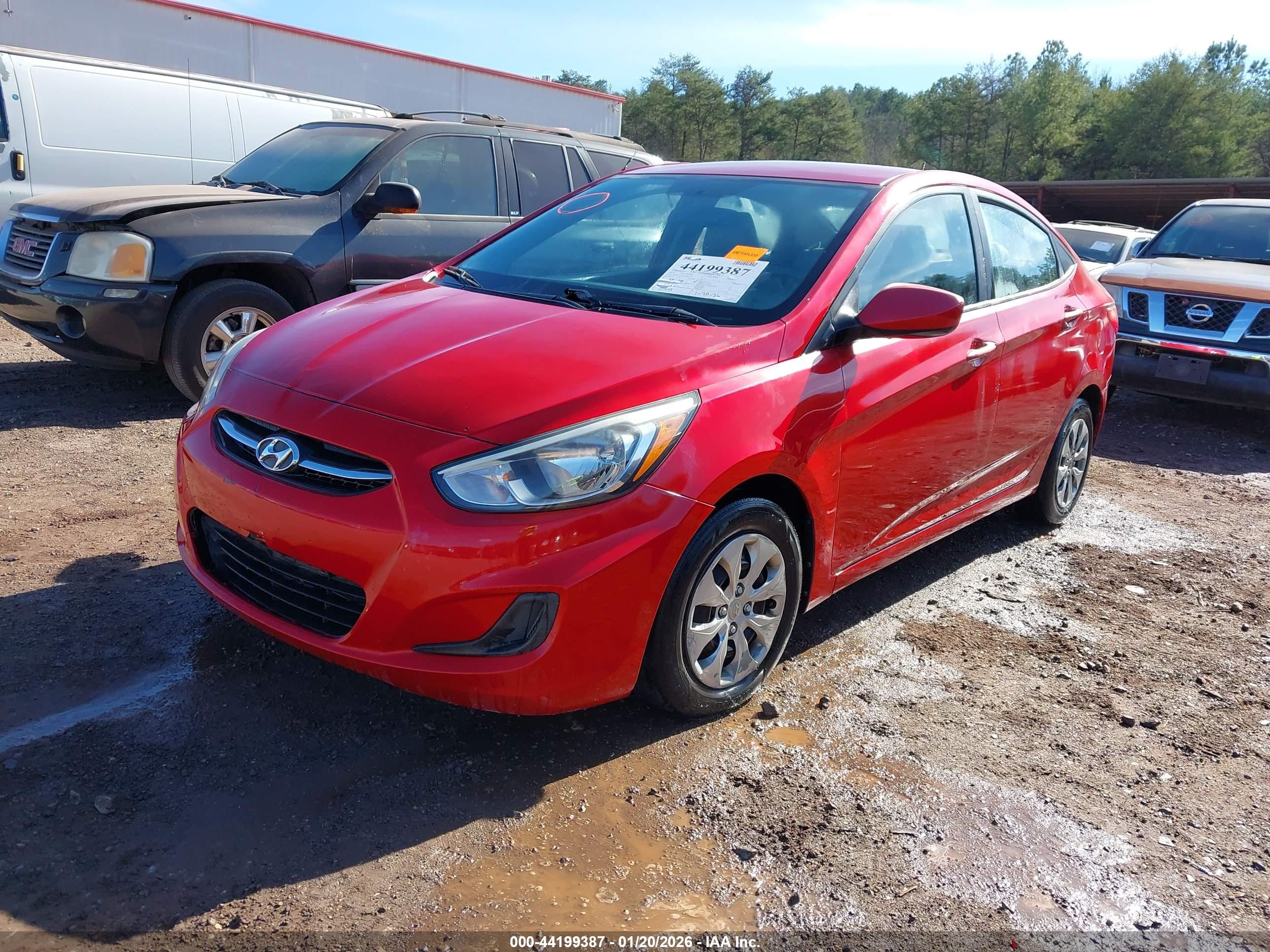 HYUNDAI ACCENT image 2