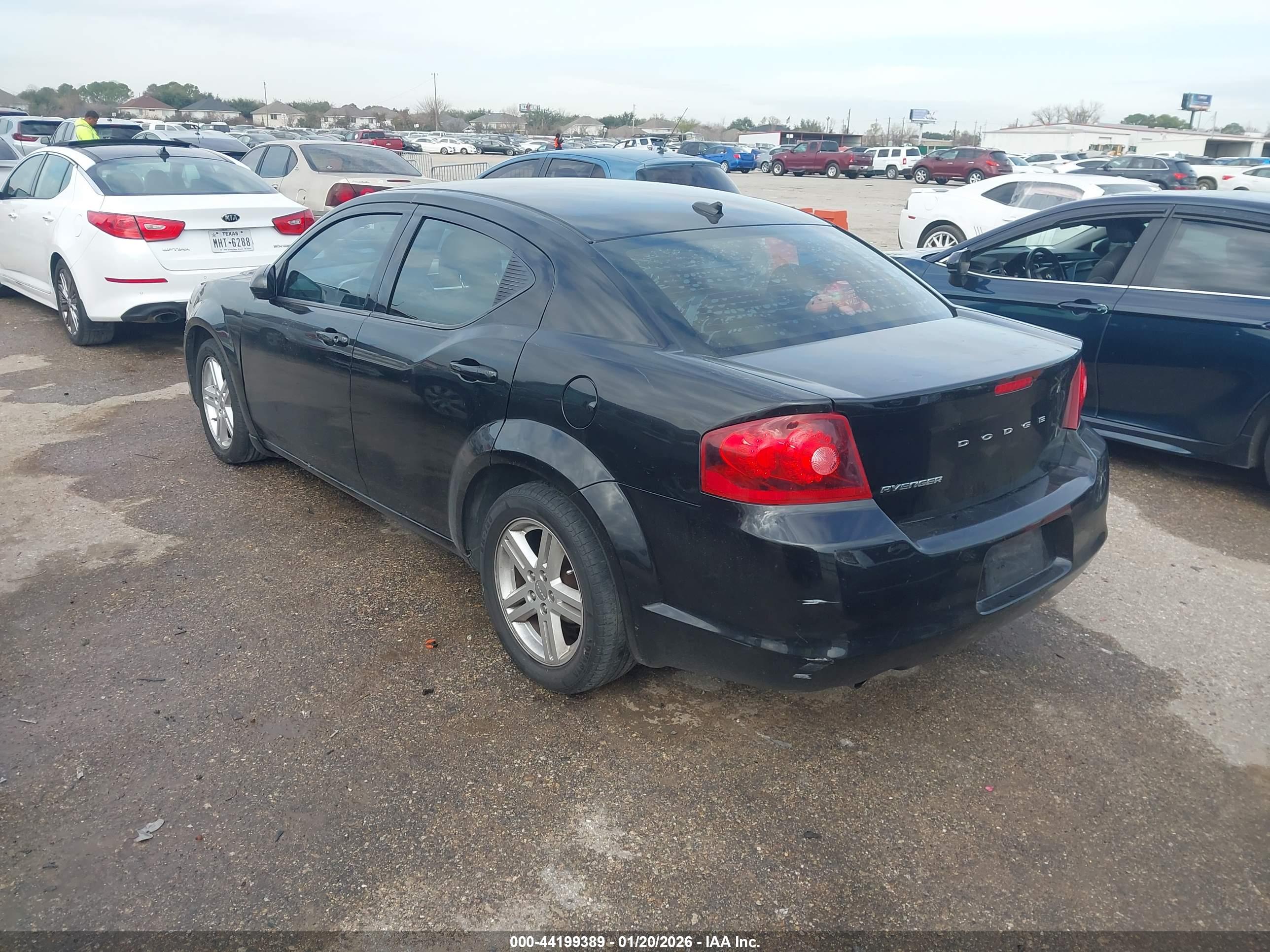 DODGE AVENGER image 3