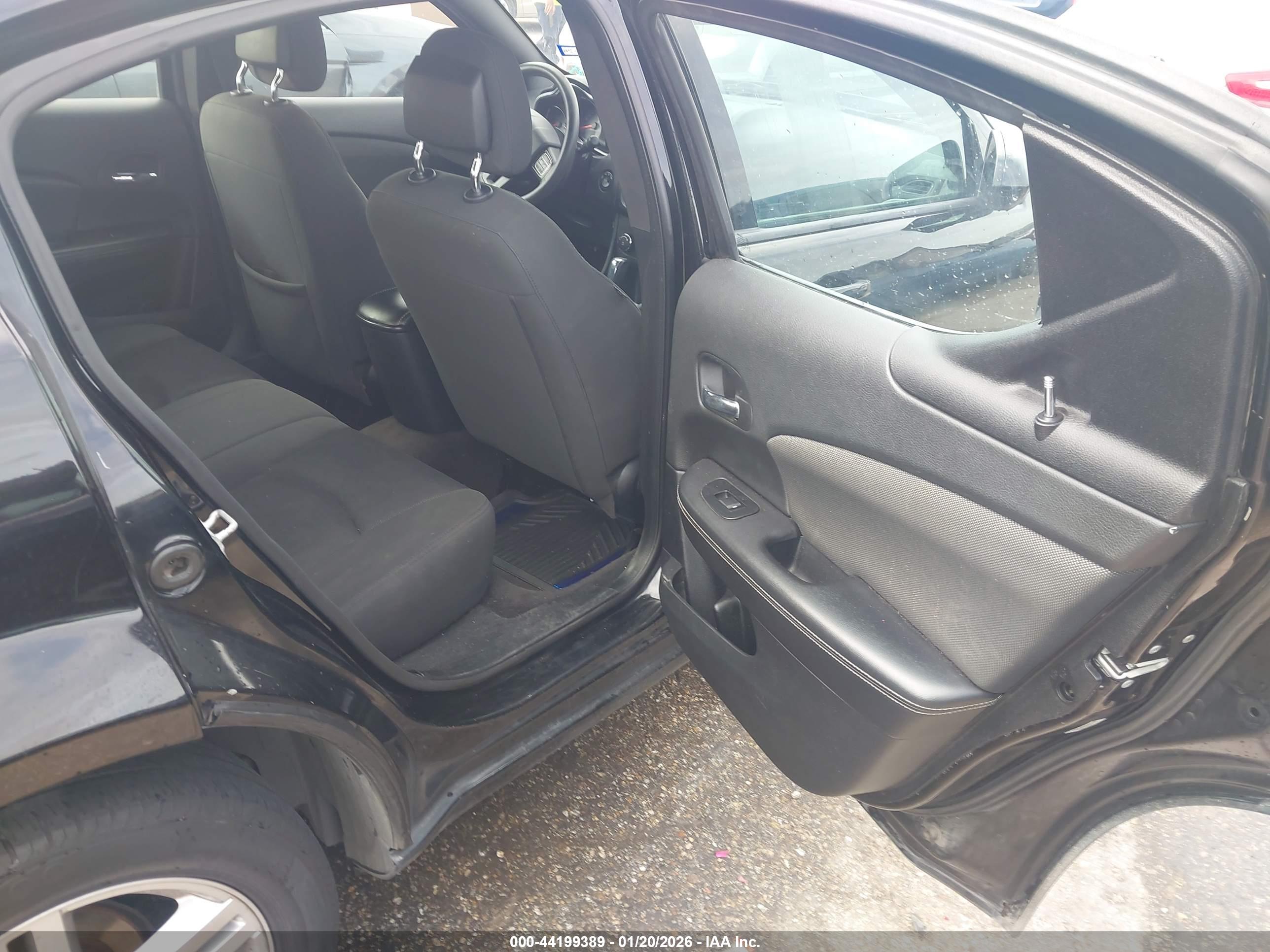 DODGE AVENGER image 8