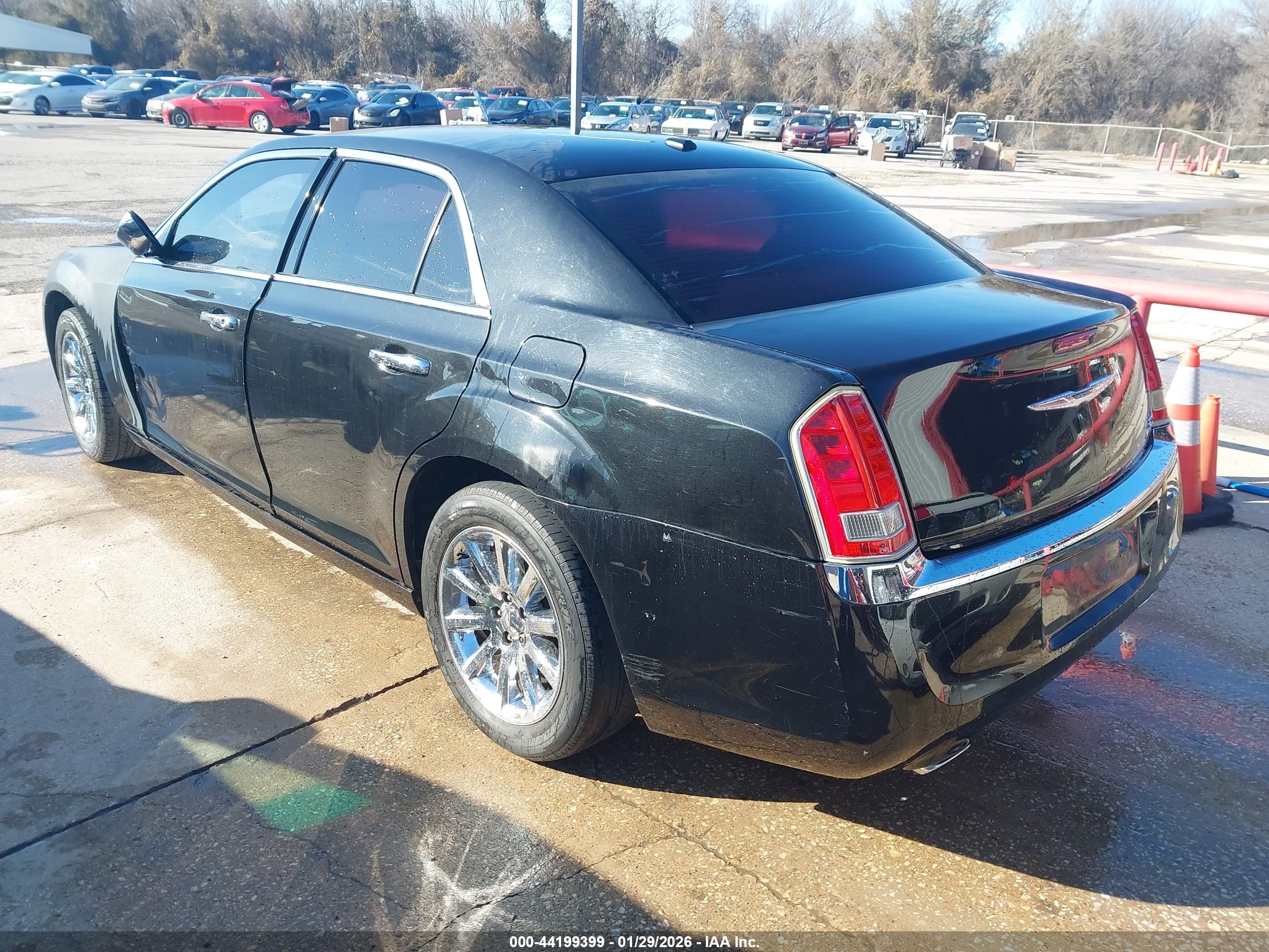 CHRYSLER 300 image 3