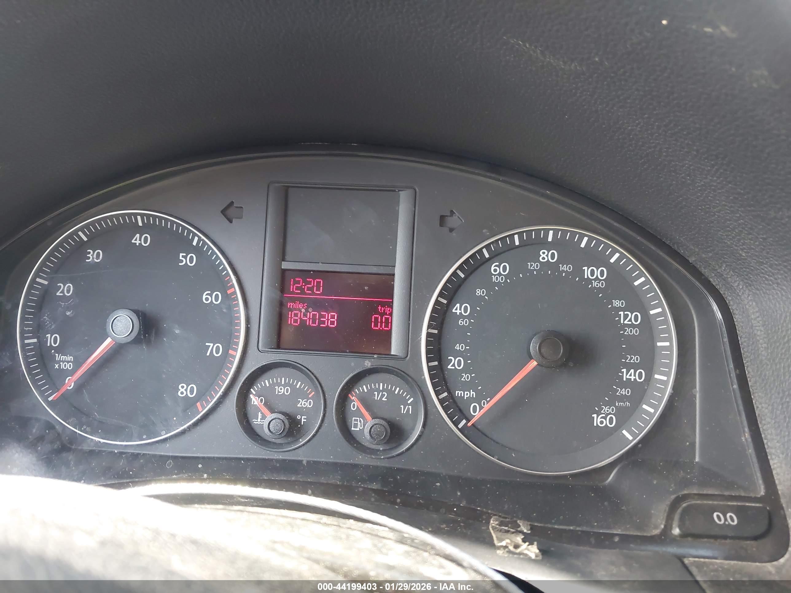 VOLKSWAGEN JETTA image 7