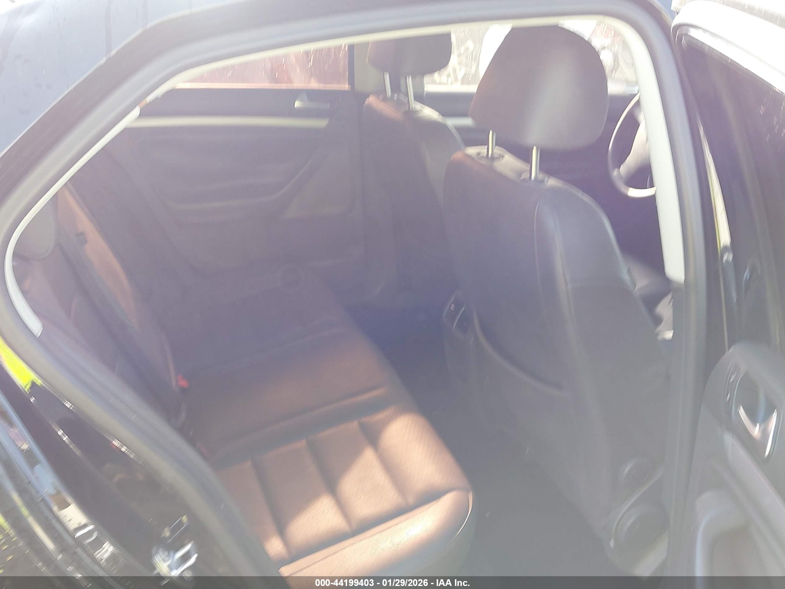 VOLKSWAGEN JETTA image 8