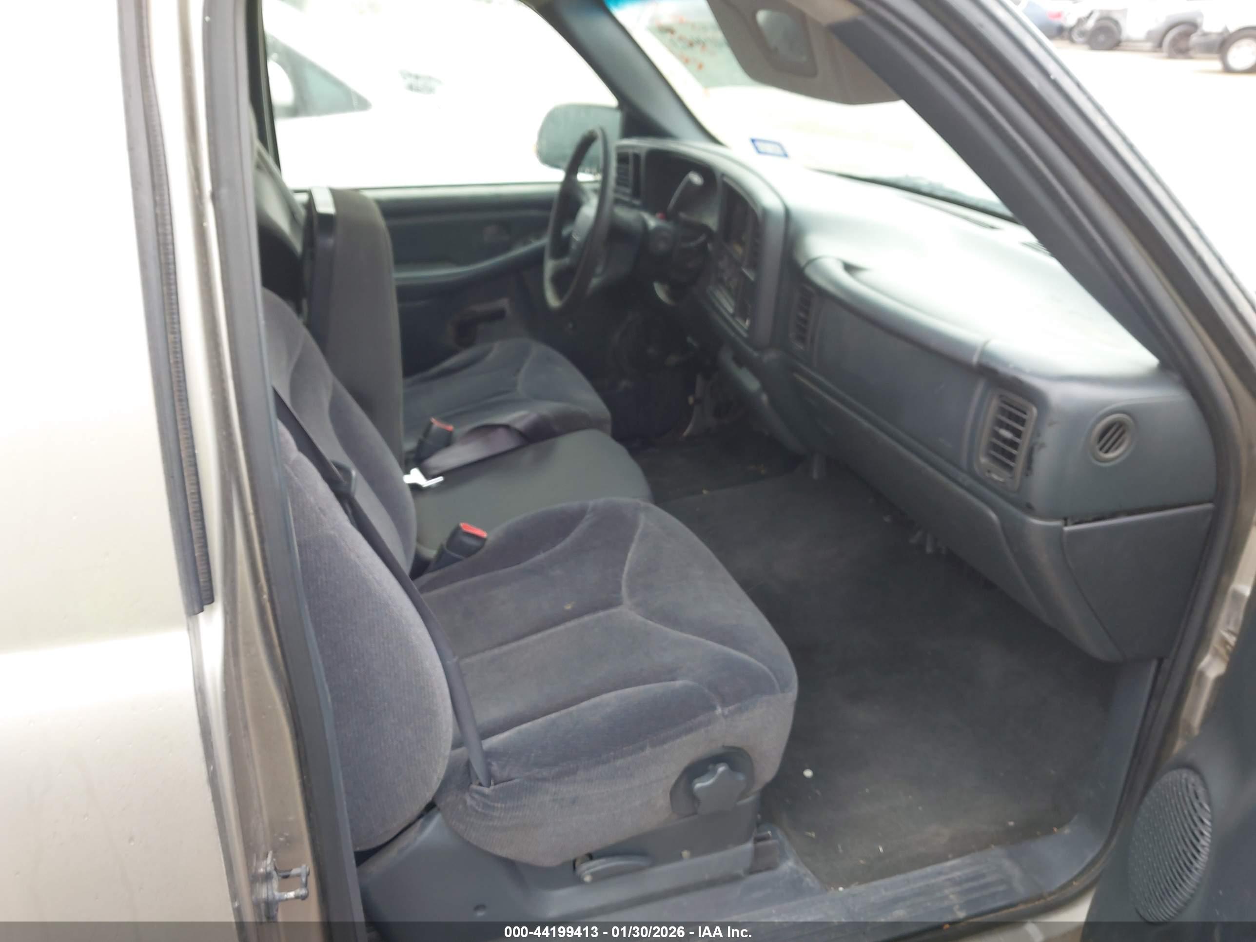 GMC SIERRA image 5
