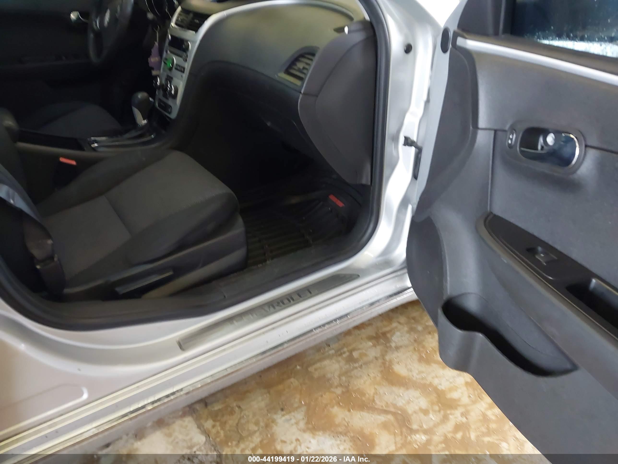 CHEVROLET MALIBU image 5