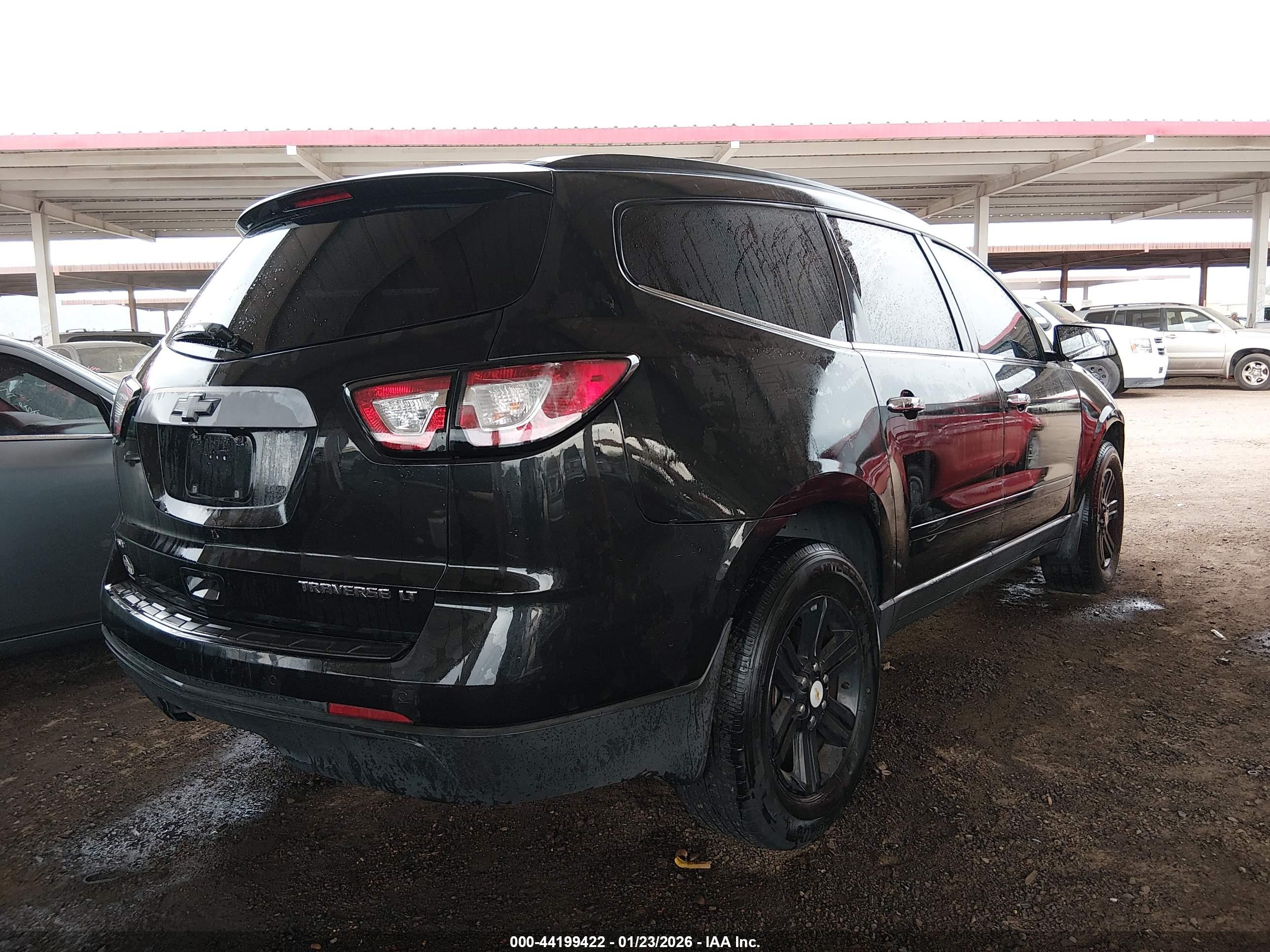 CHEVROLET TRAVERSE image 4