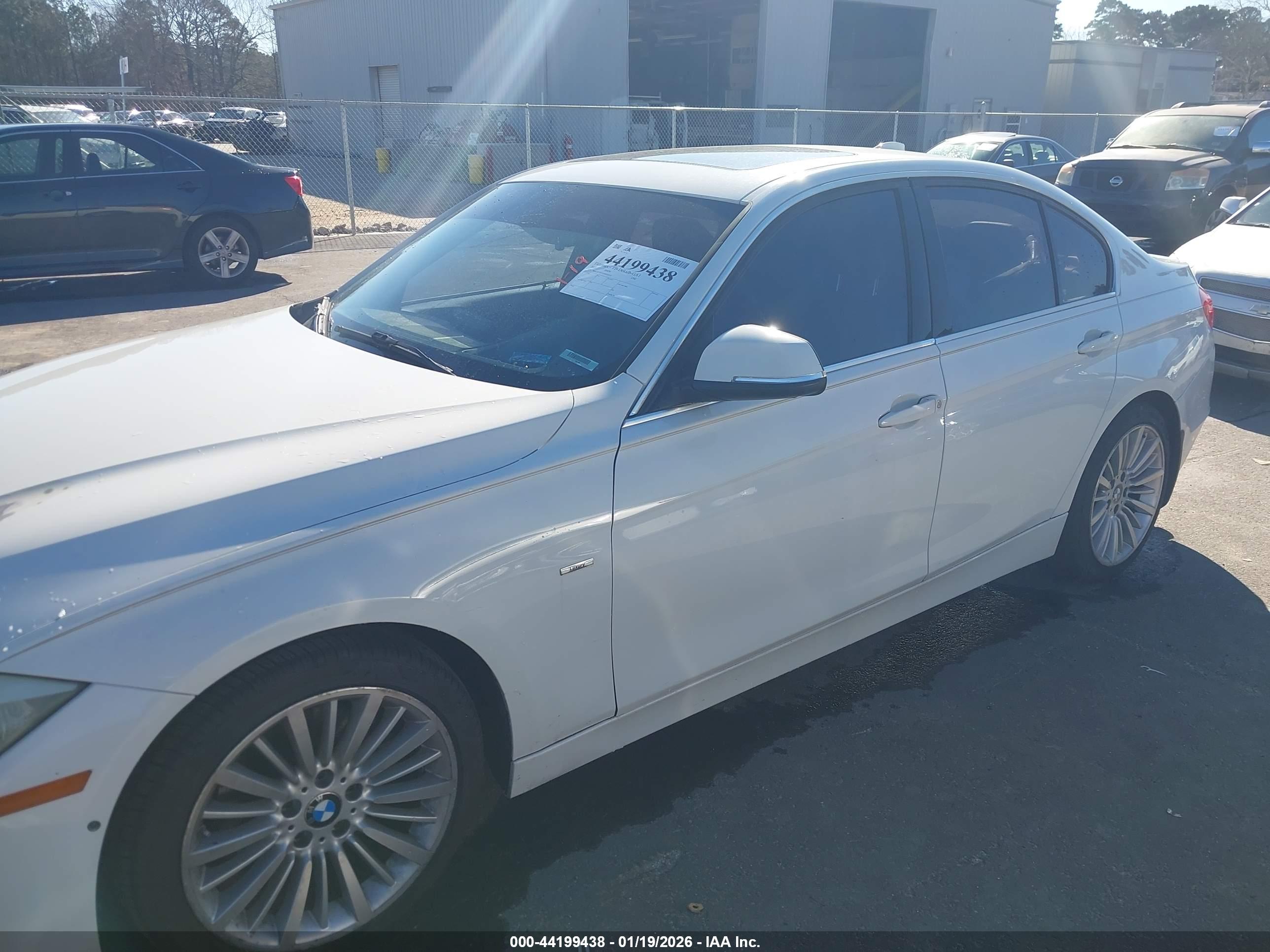 BMW 328I image 6