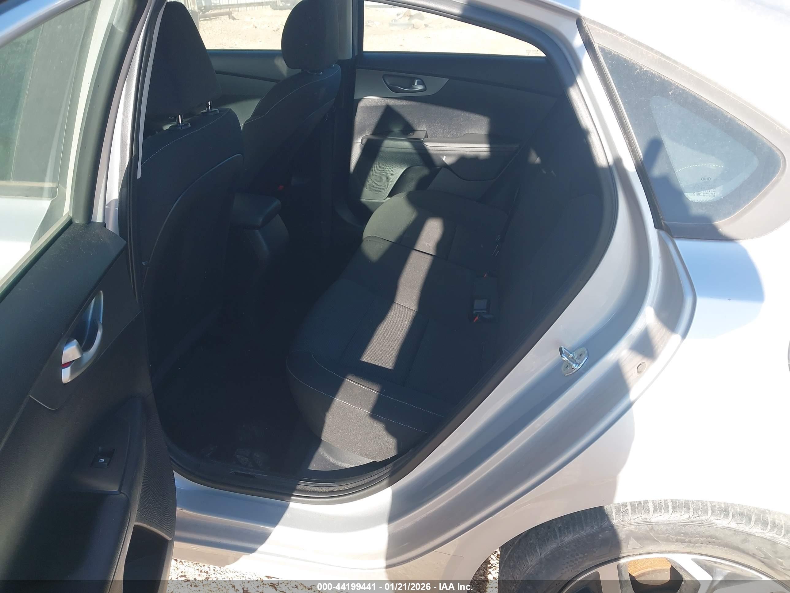 KIA FORTE image 8