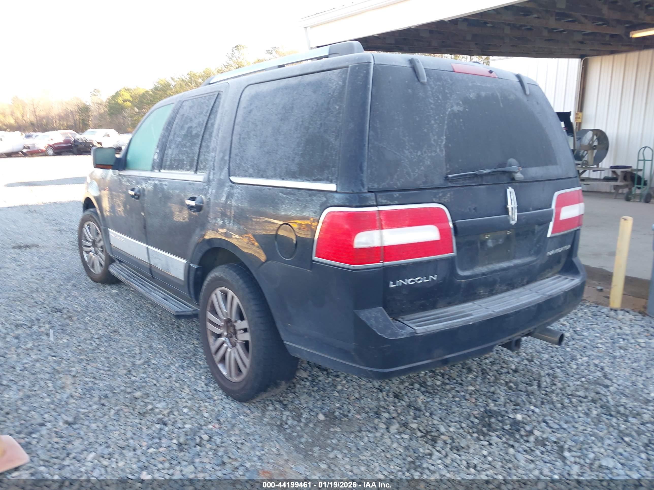 LINCOLN NAVIGATOR image 3