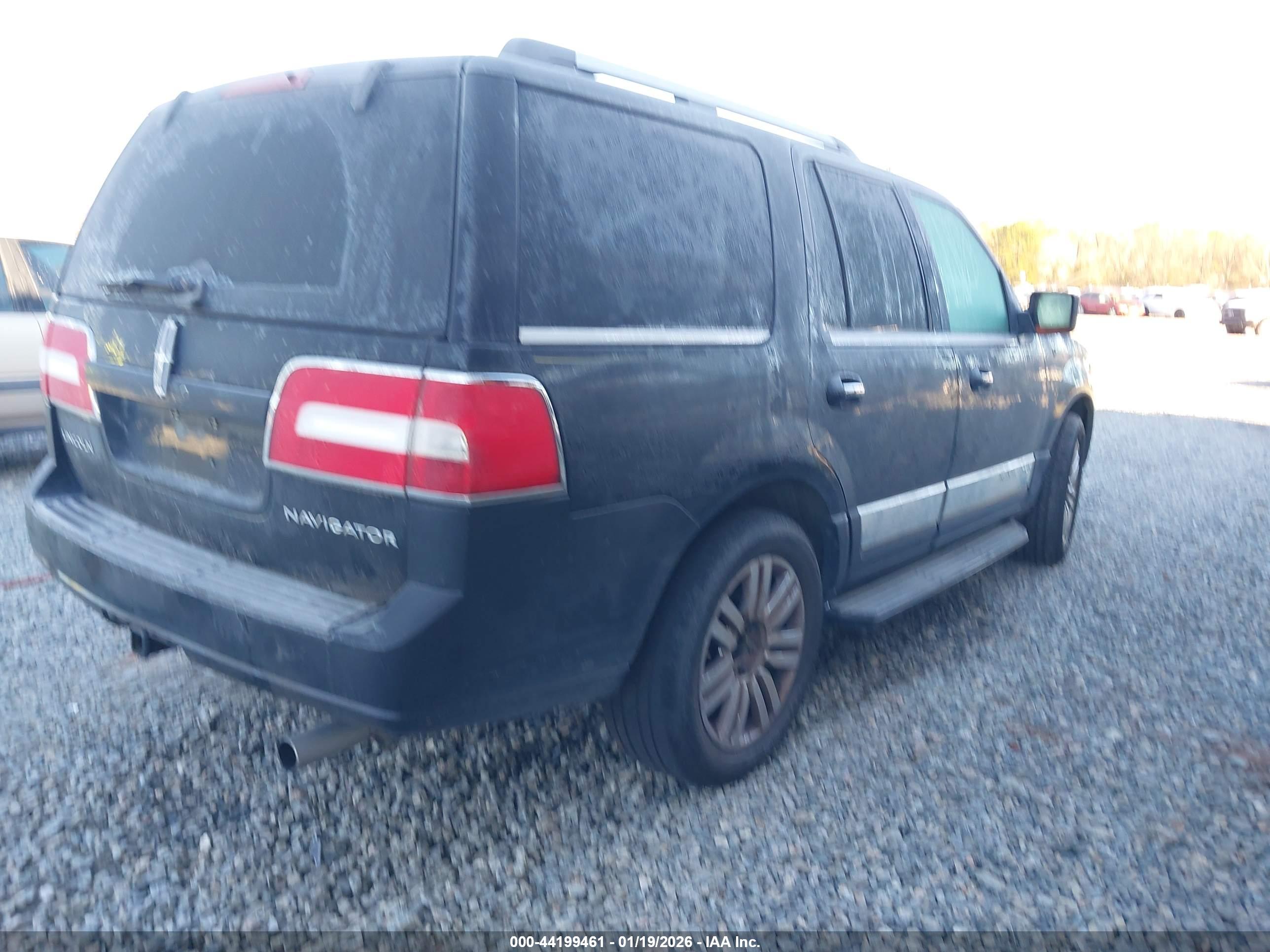 LINCOLN NAVIGATOR image 4
