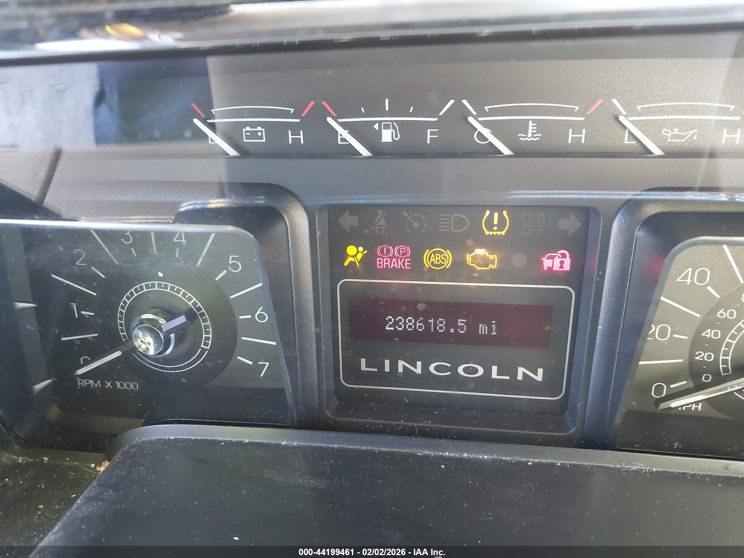 LINCOLN NAVIGATOR image 7