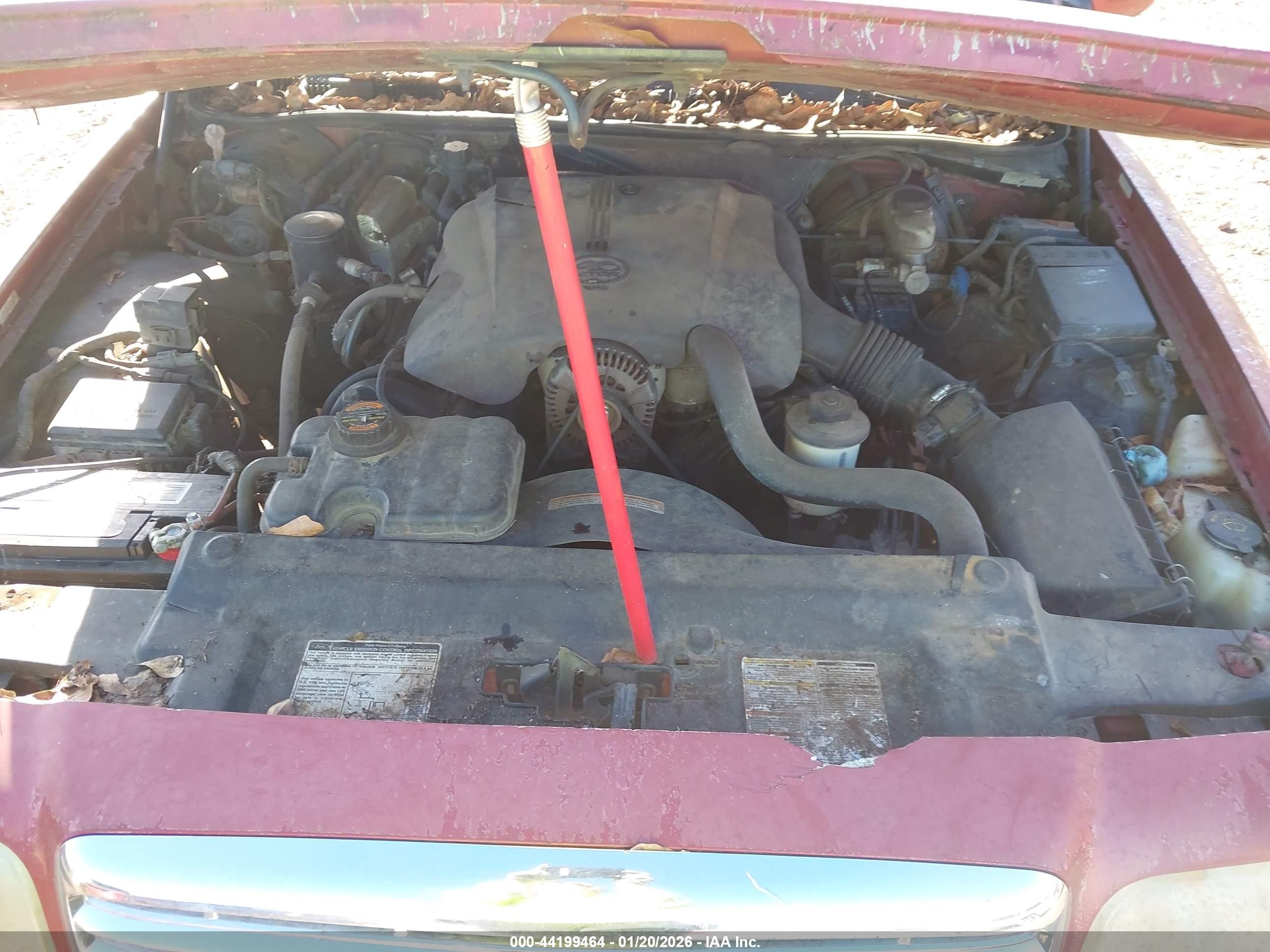 FORD CROWN image 10