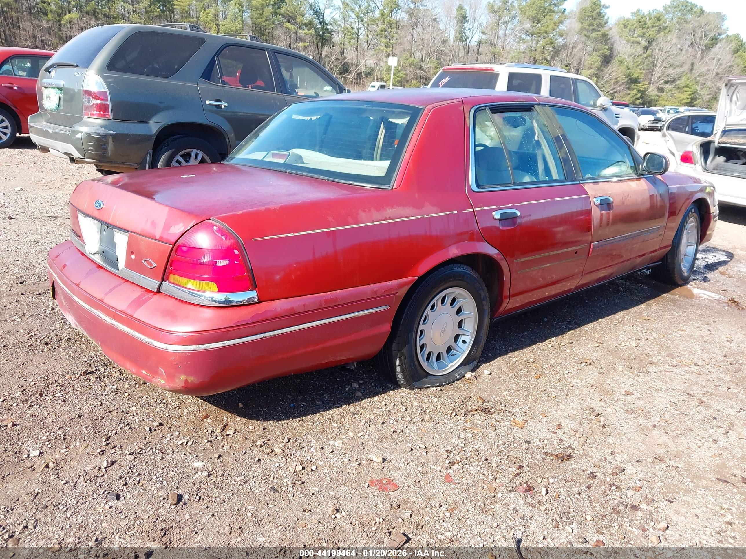 FORD CROWN image 4