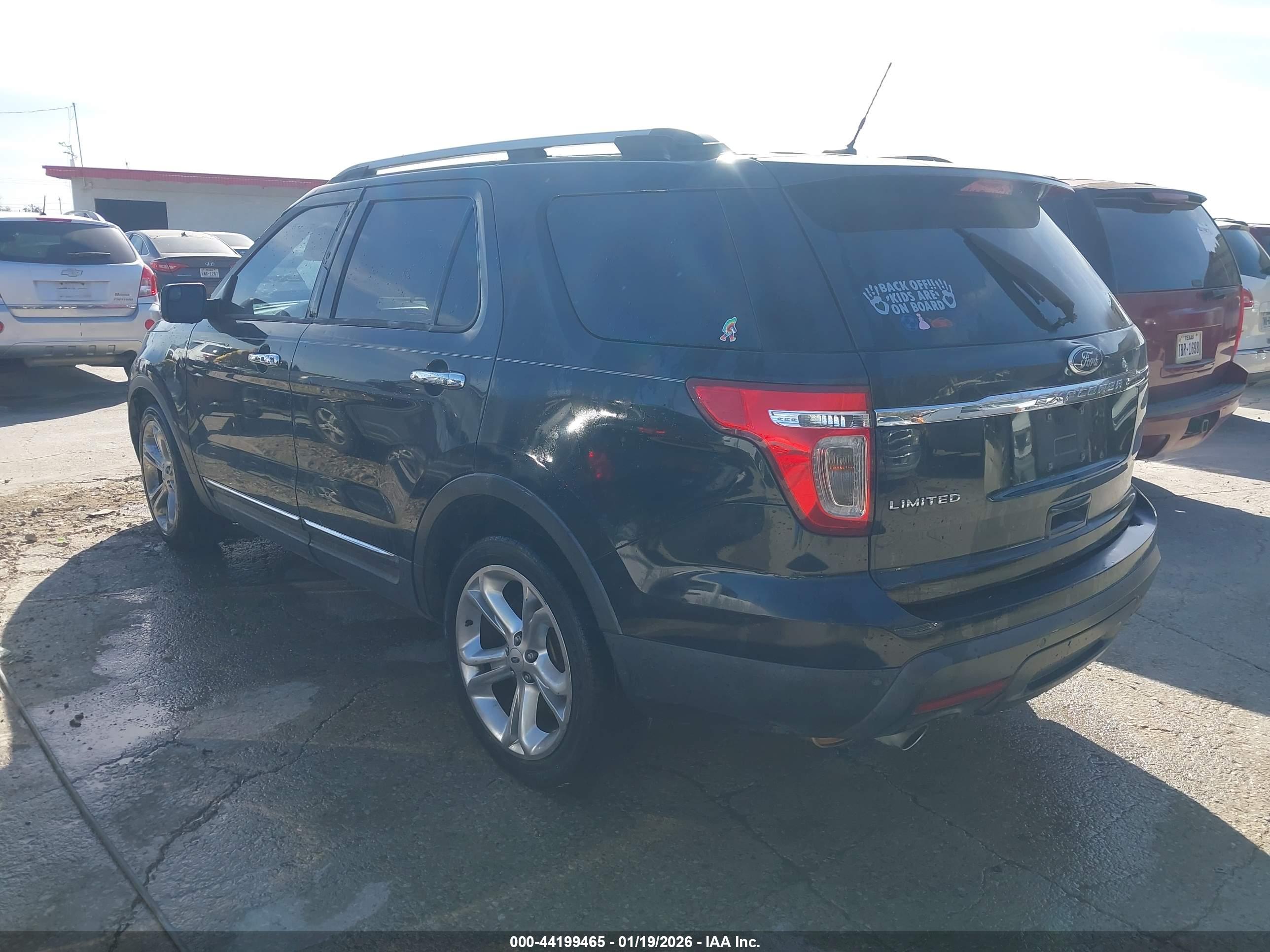 FORD EXPLORER image 3