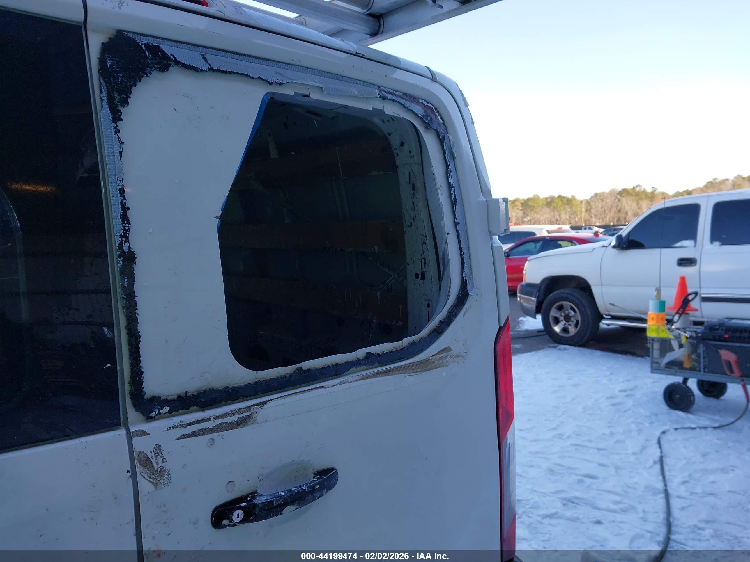FORD TRANSIT-250 image 6