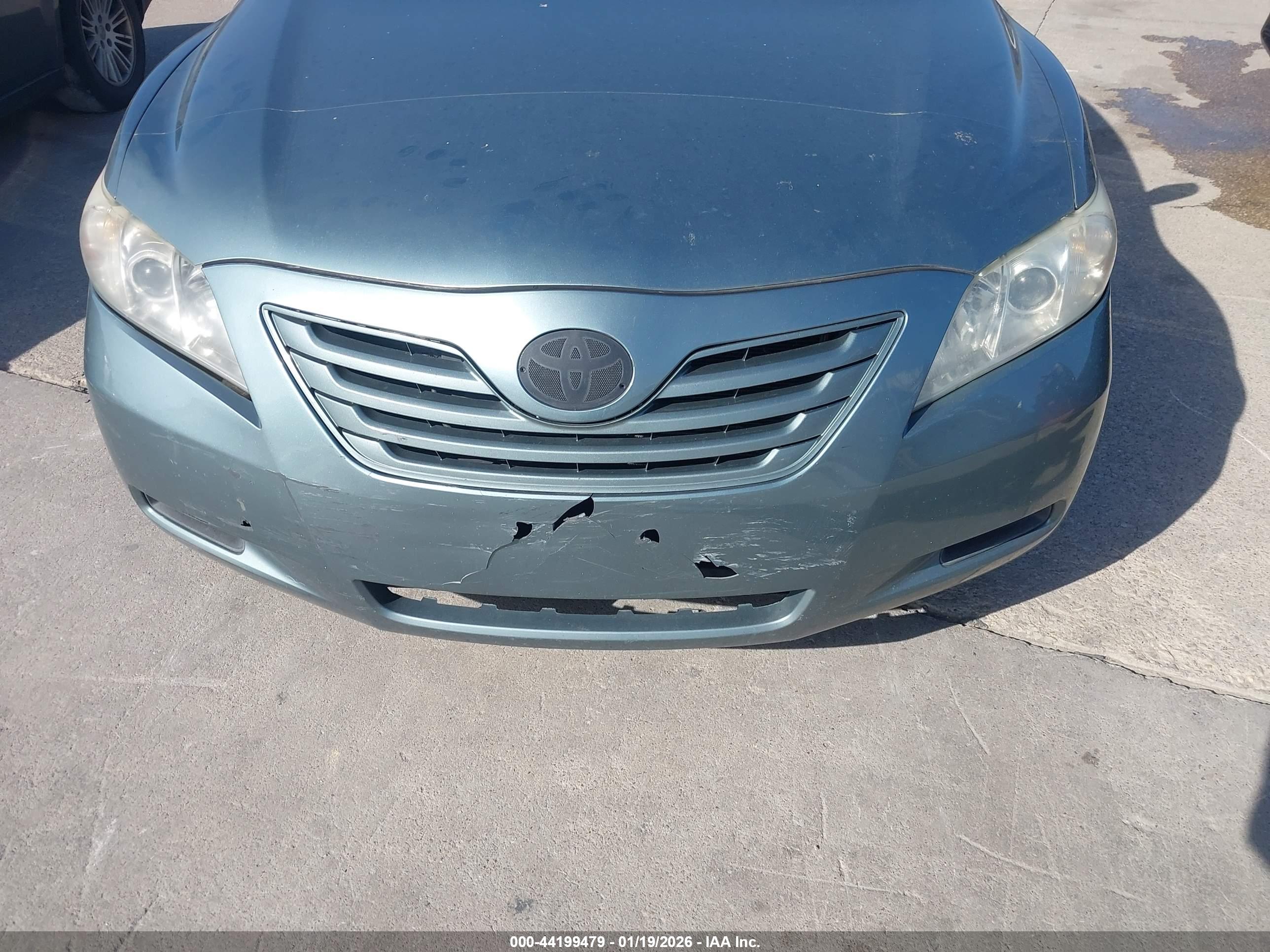 TOYOTA CAMRY image 6