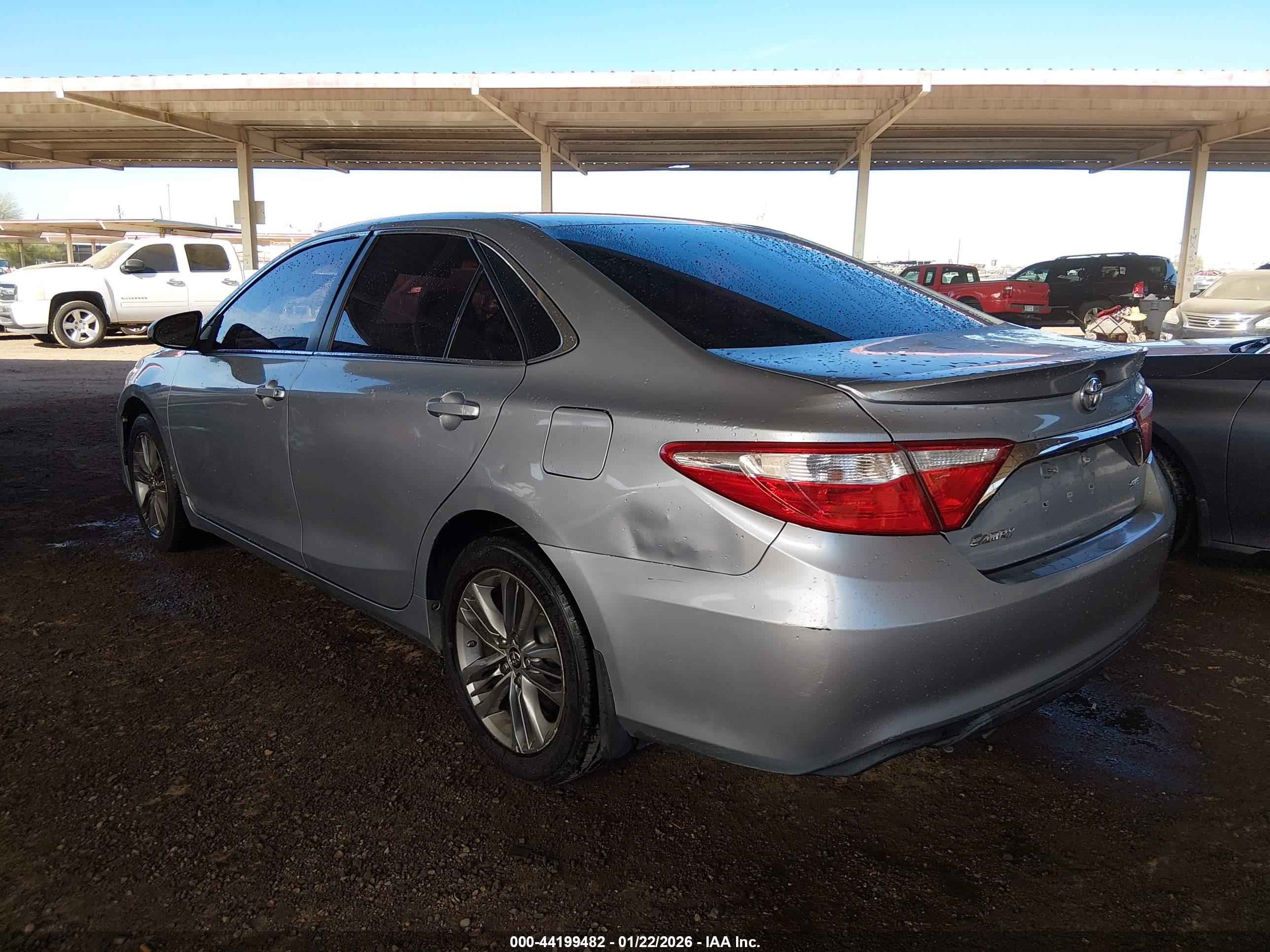 TOYOTA CAMRY image 3