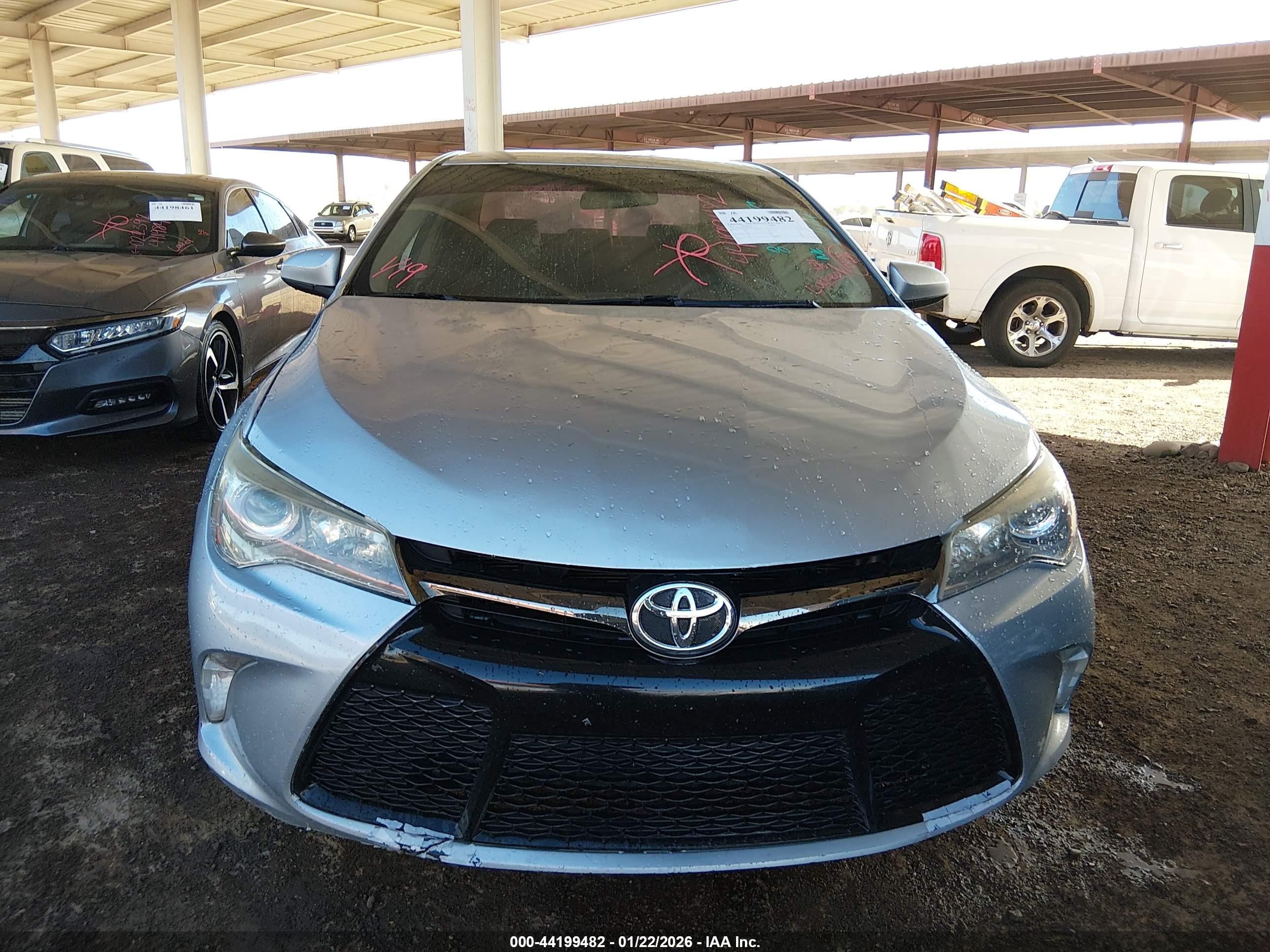 TOYOTA CAMRY image 6