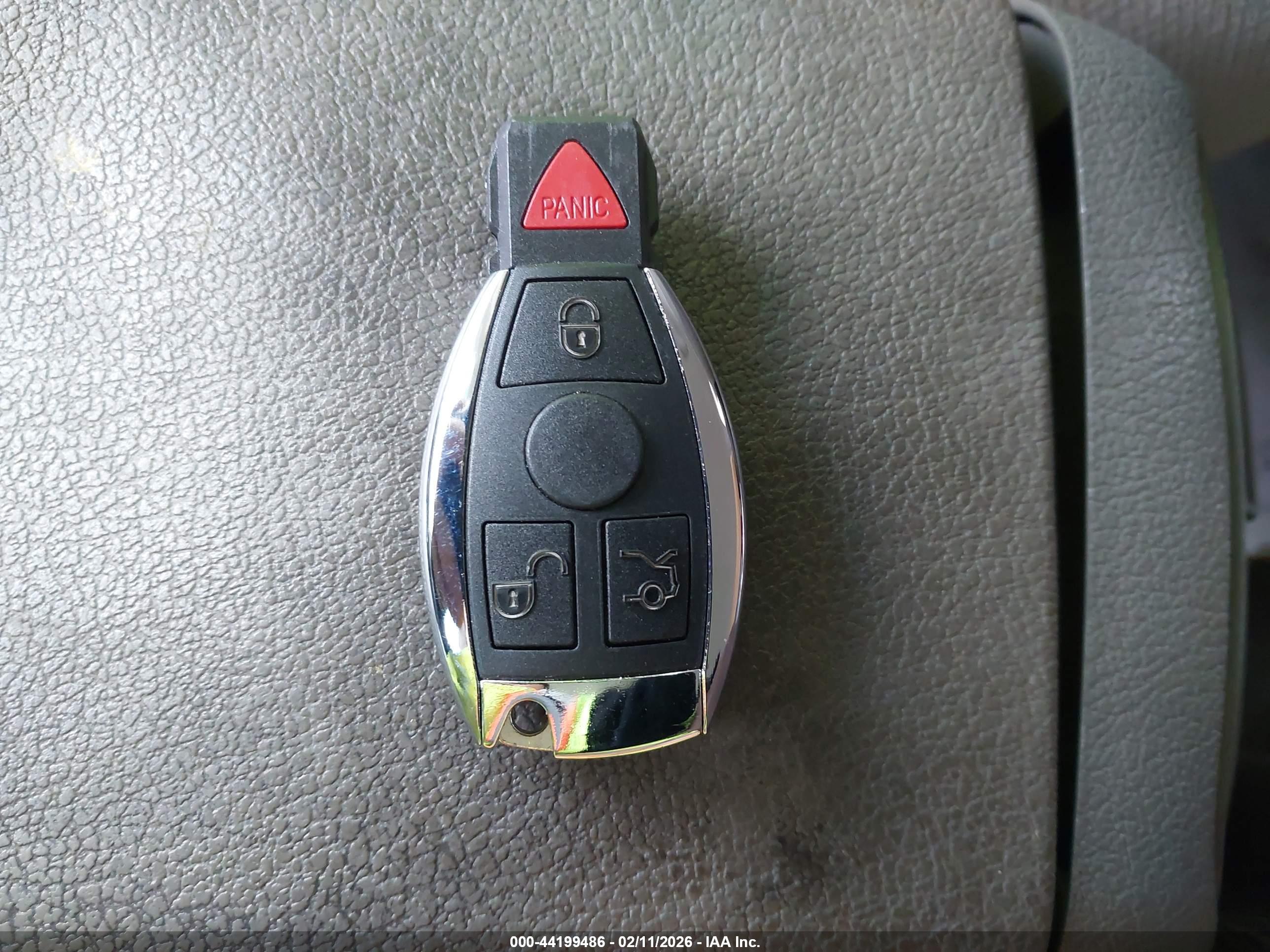 MERCEDES-BENZ C image 11