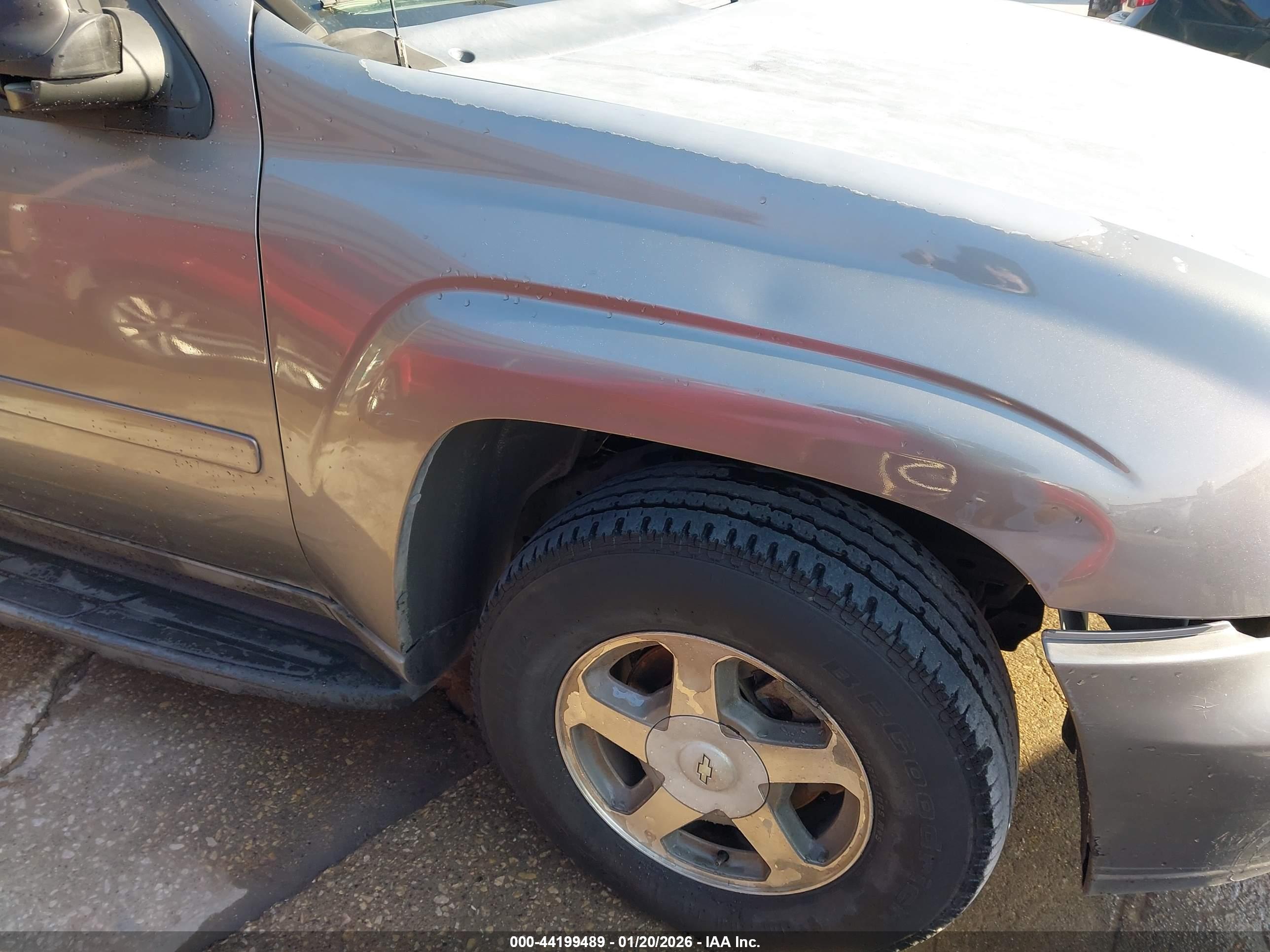 CHEVROLET TRAILBLAZER image 6