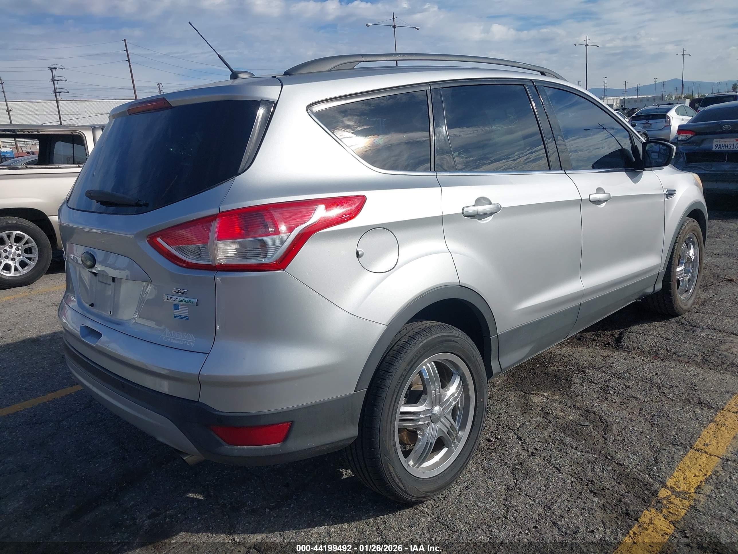 FORD ESCAPE image 4