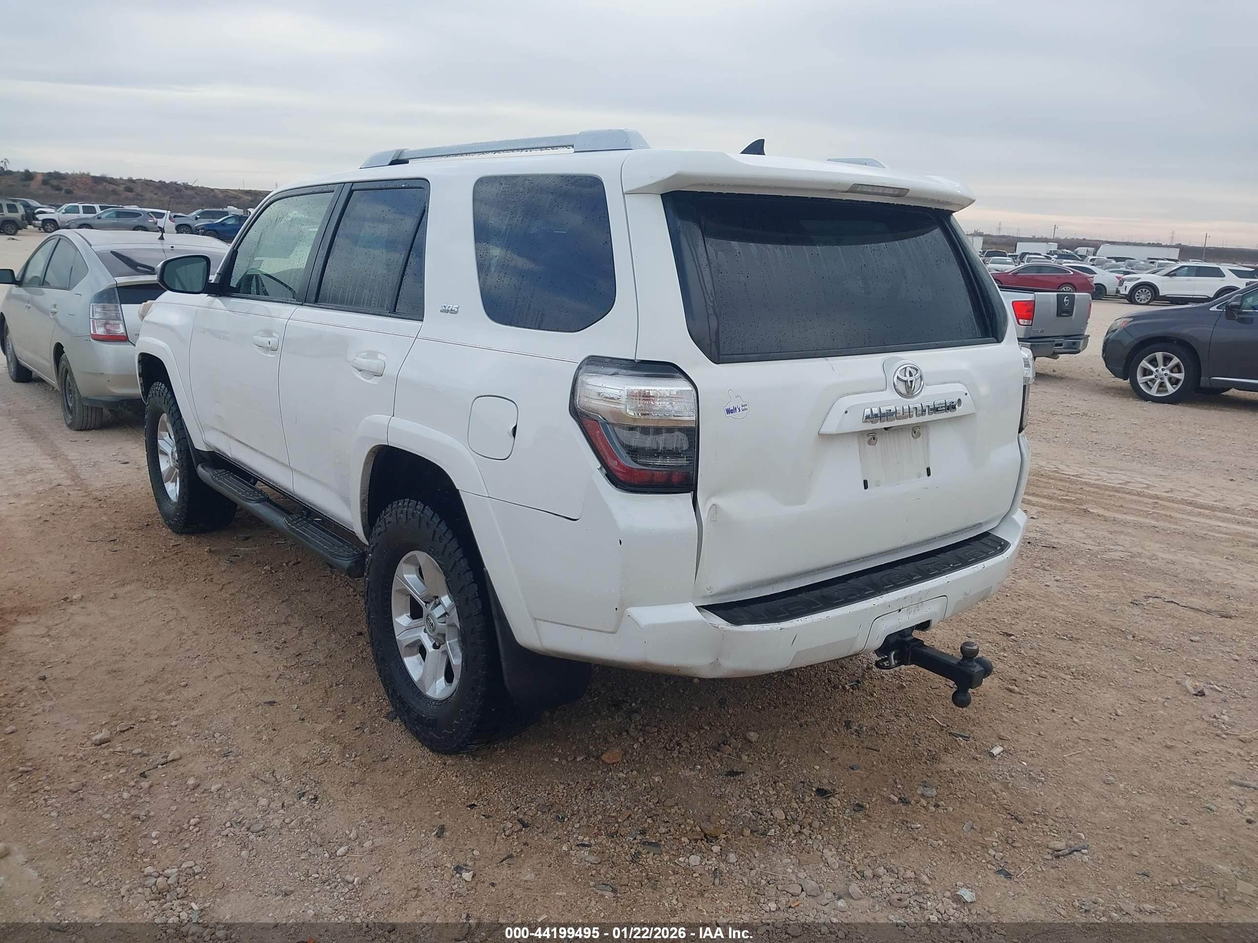 TOYOTA 4RUNNER image 3