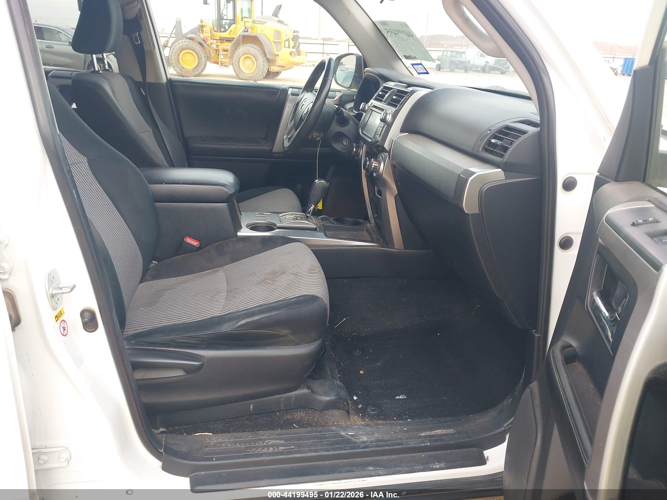 TOYOTA 4RUNNER image 5