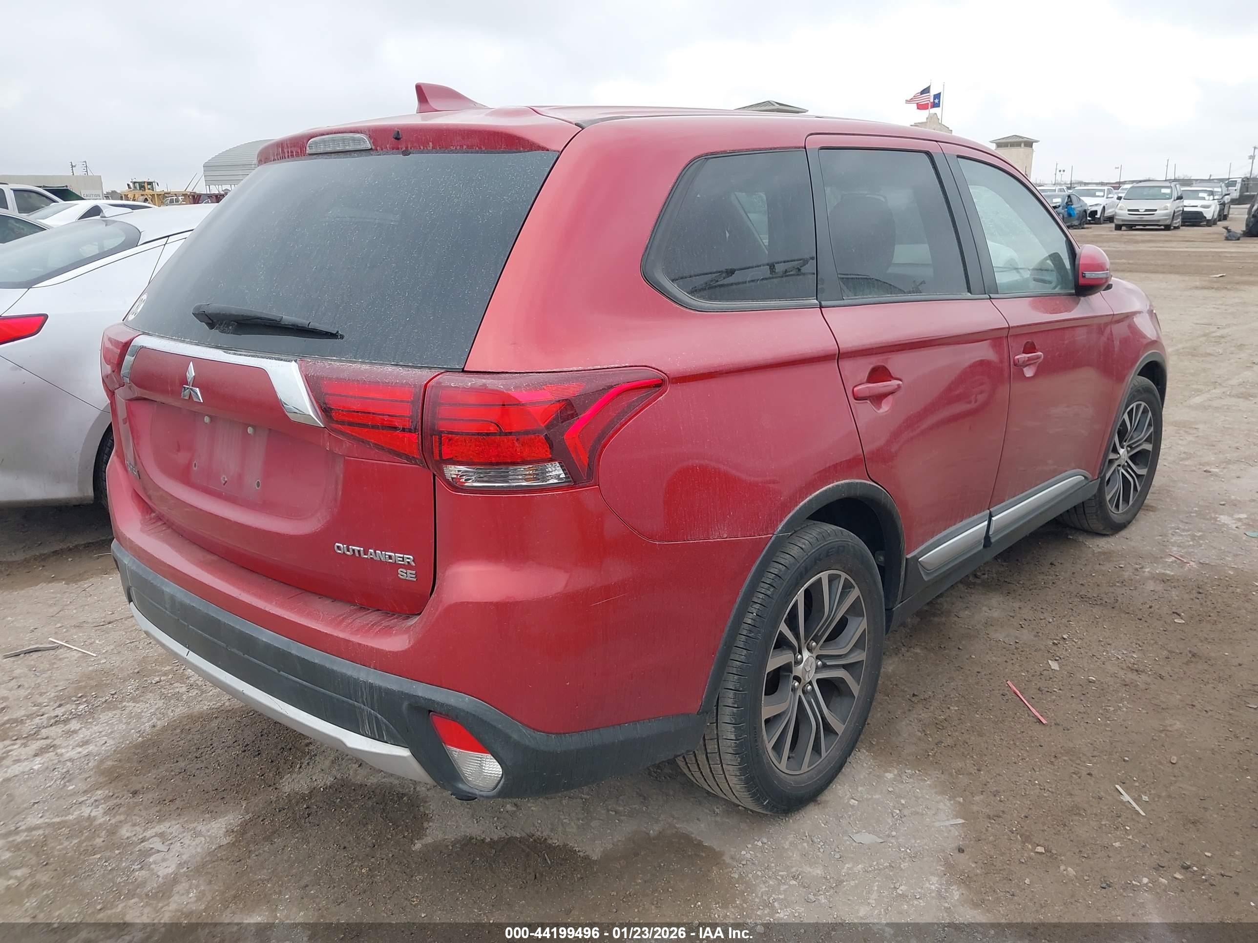 MITSUBISHI OUTLANDER image 4