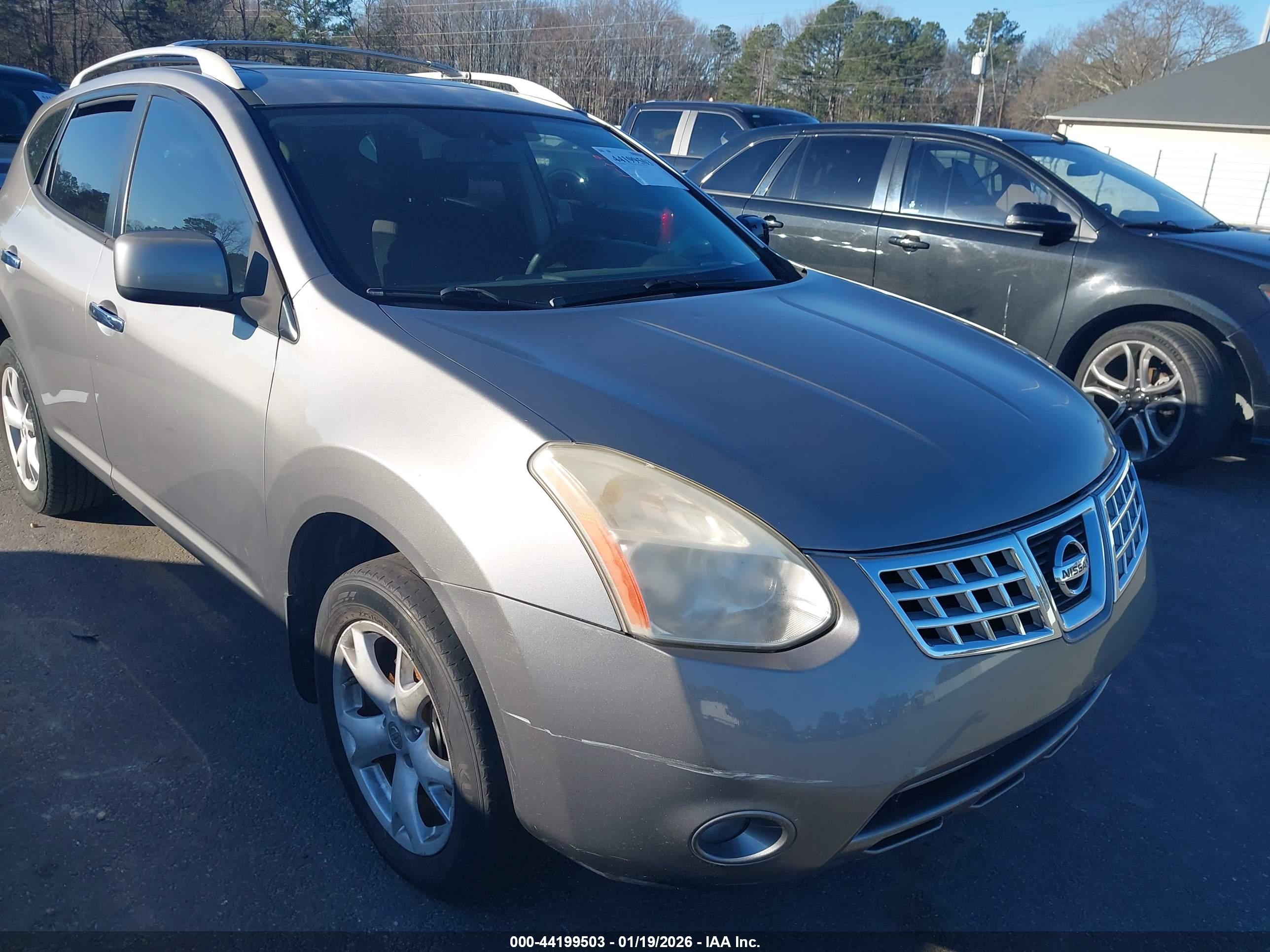 NISSAN ROGUE image 6