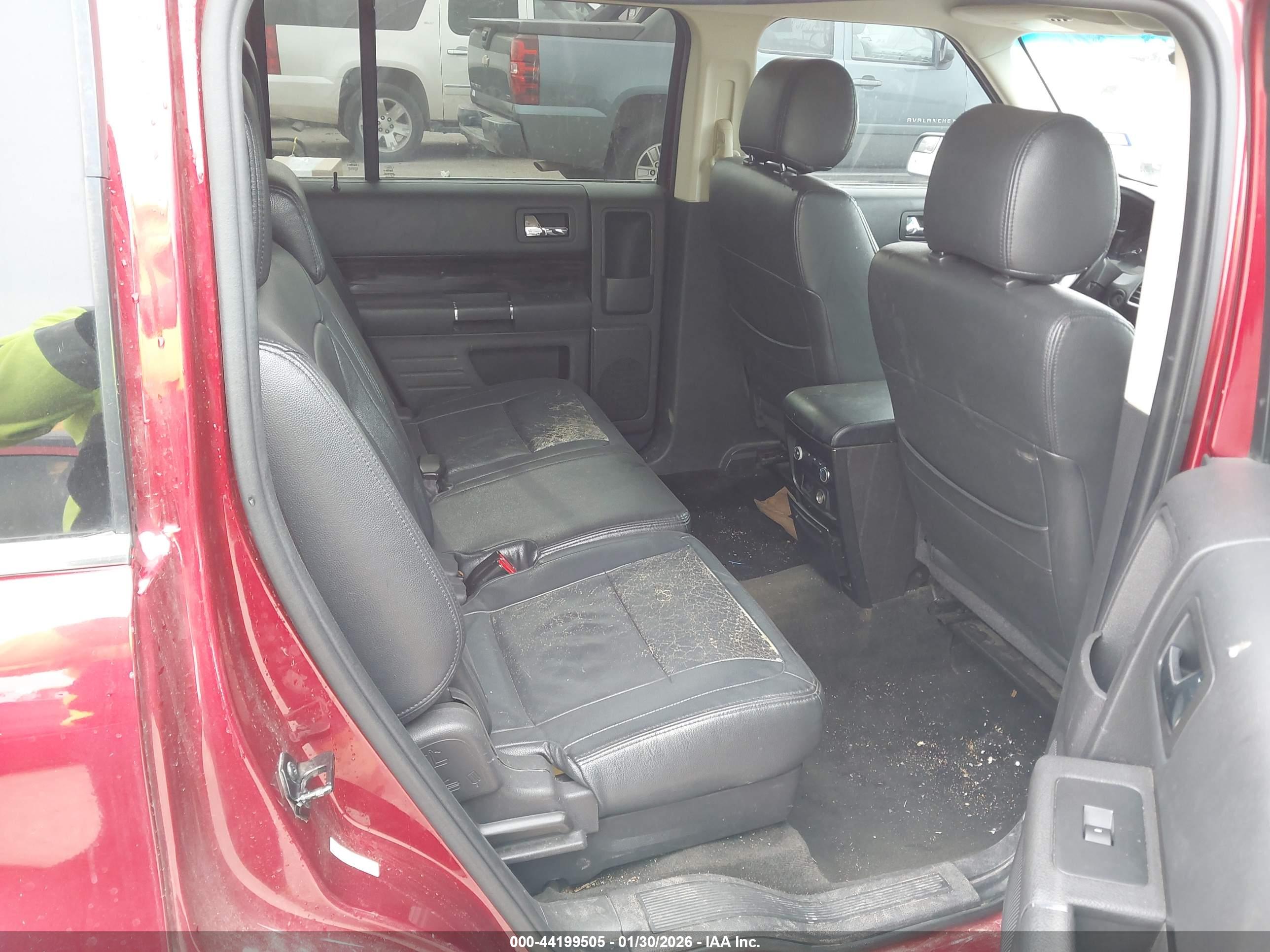 FORD FLEX image 8