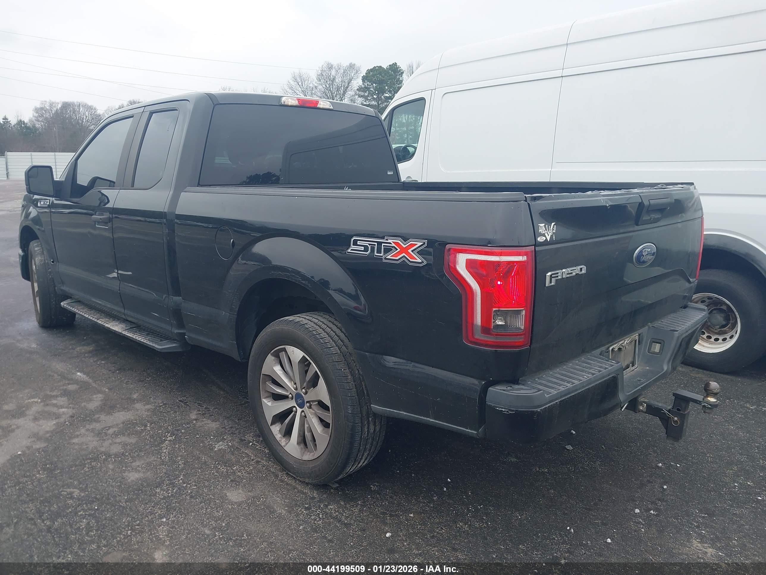 FORD F-150 image 3