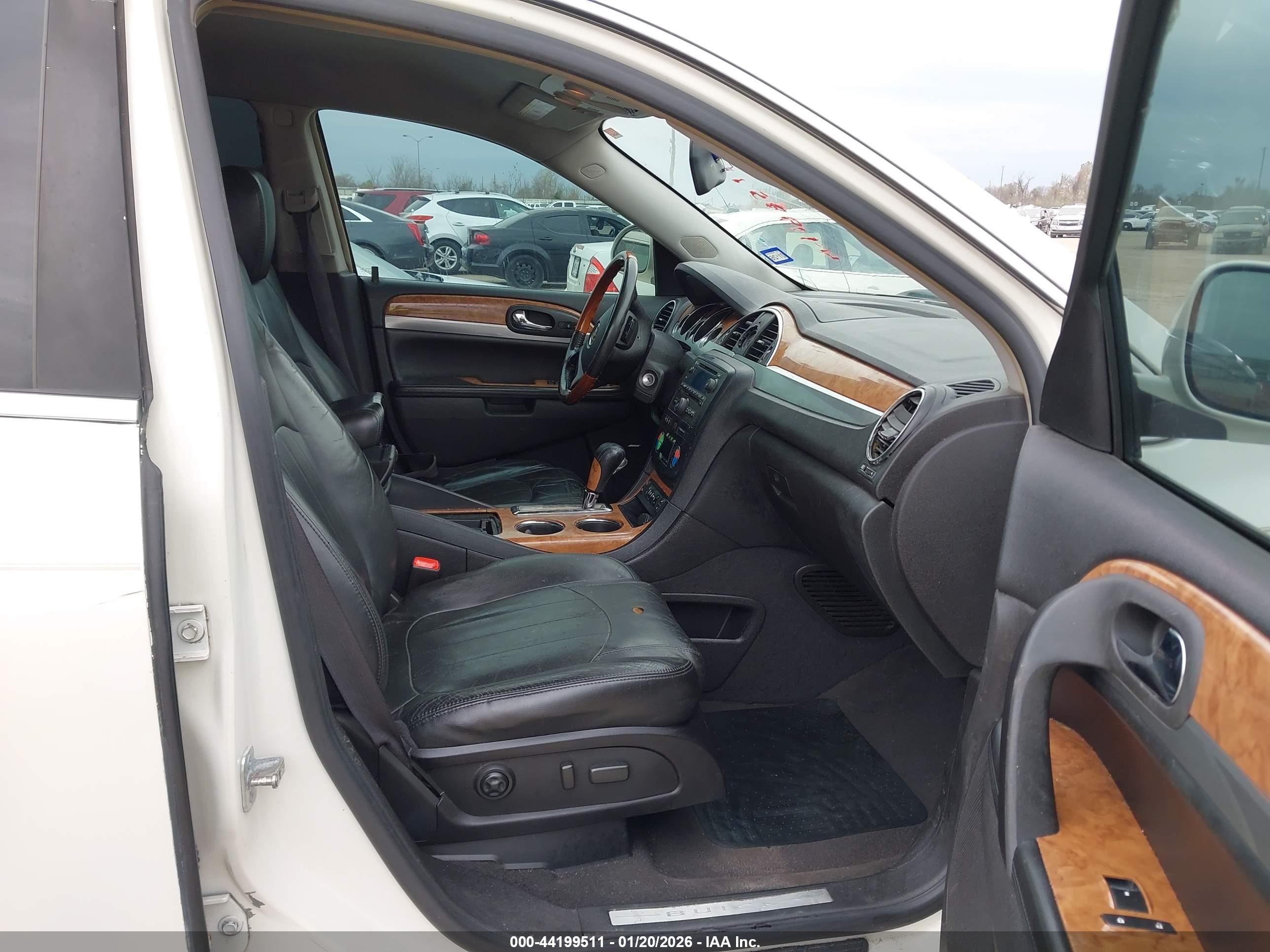 BUICK ENCLAVE image 5