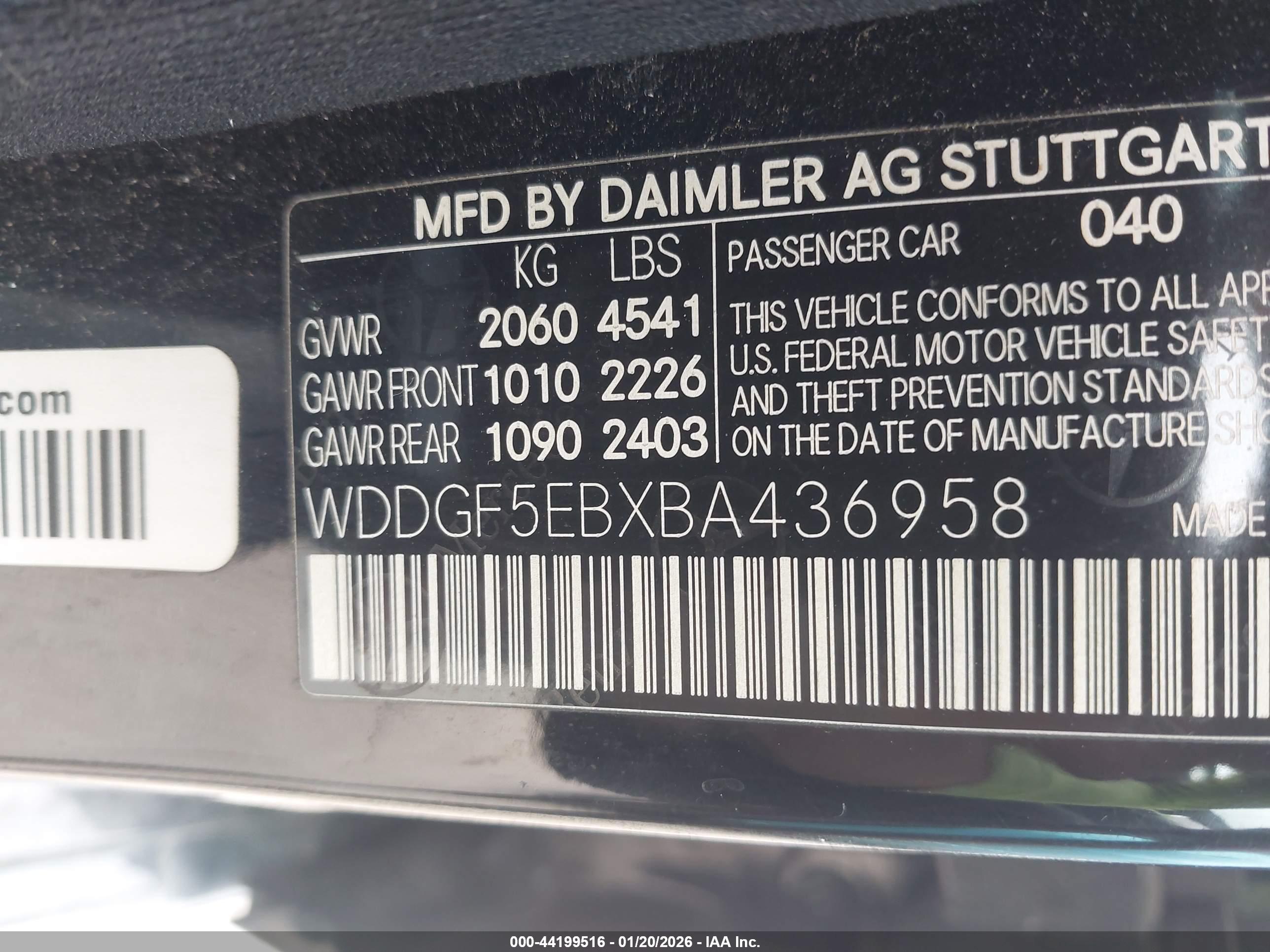 MERCEDES-BENZ C image 9
