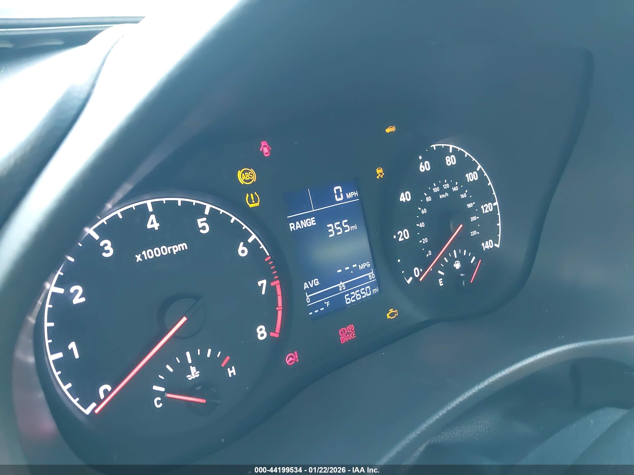 HYUNDAI ACCENT image 7