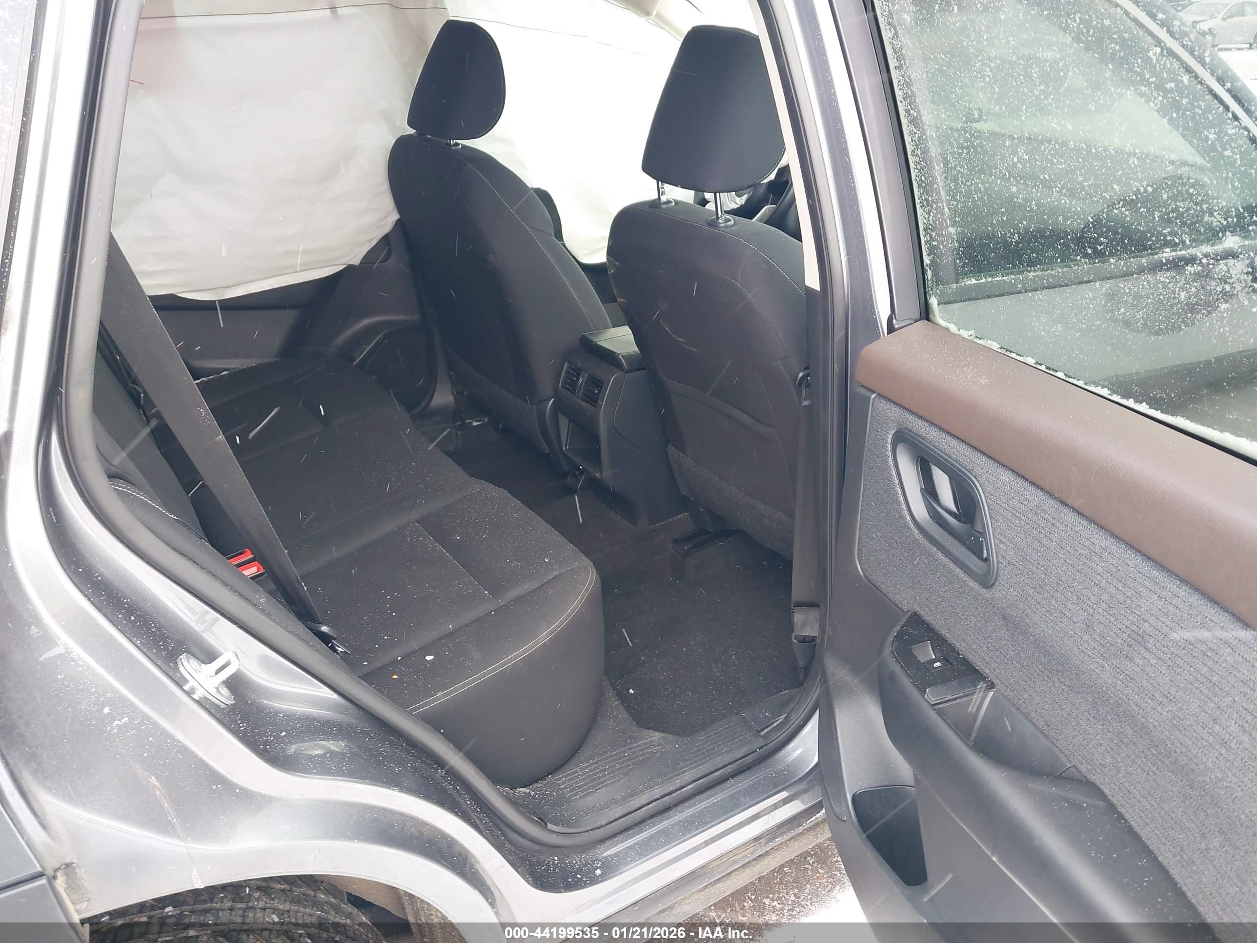 NISSAN ROGUE image 8