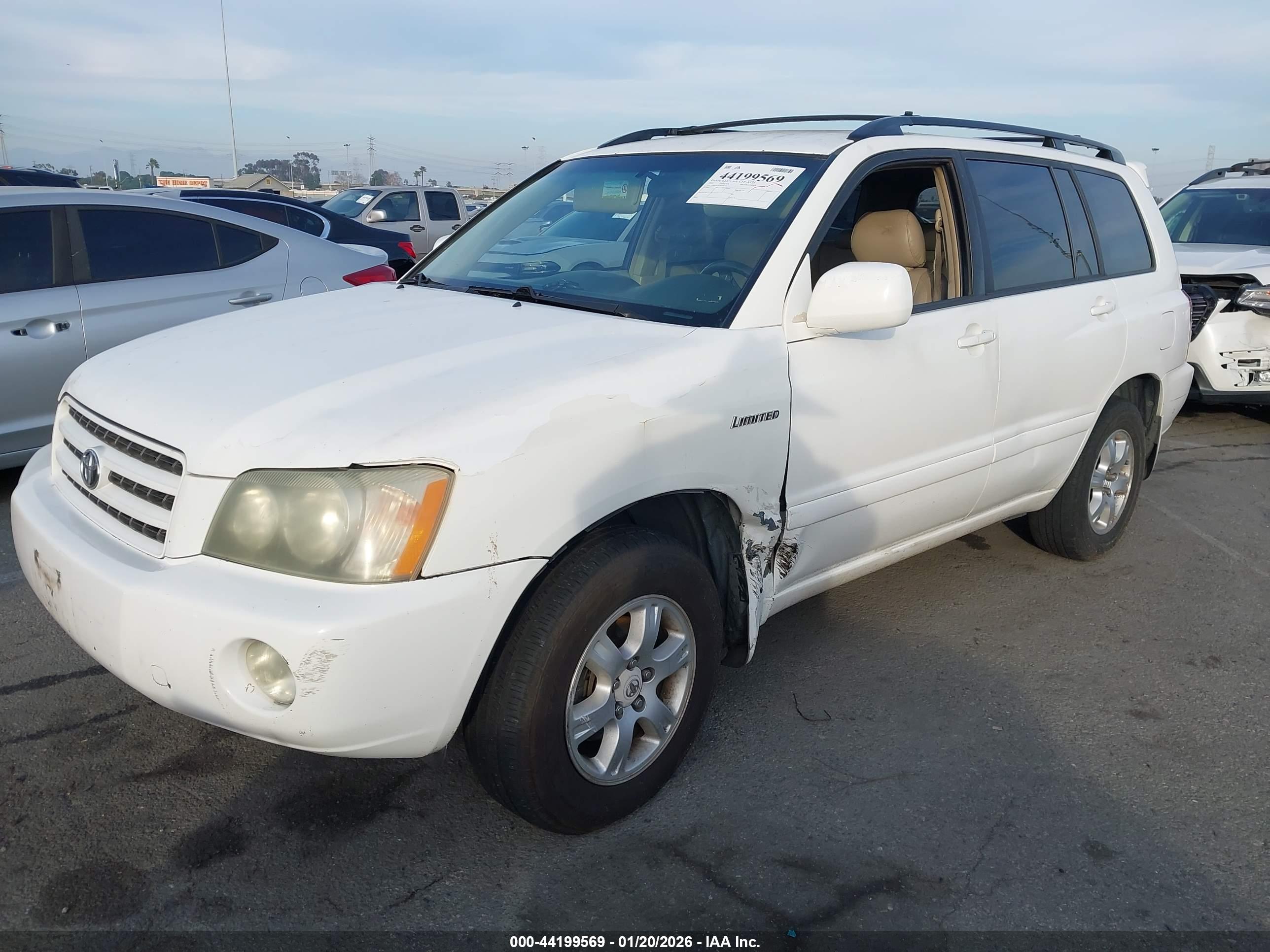 TOYOTA HIGHLANDER image 2