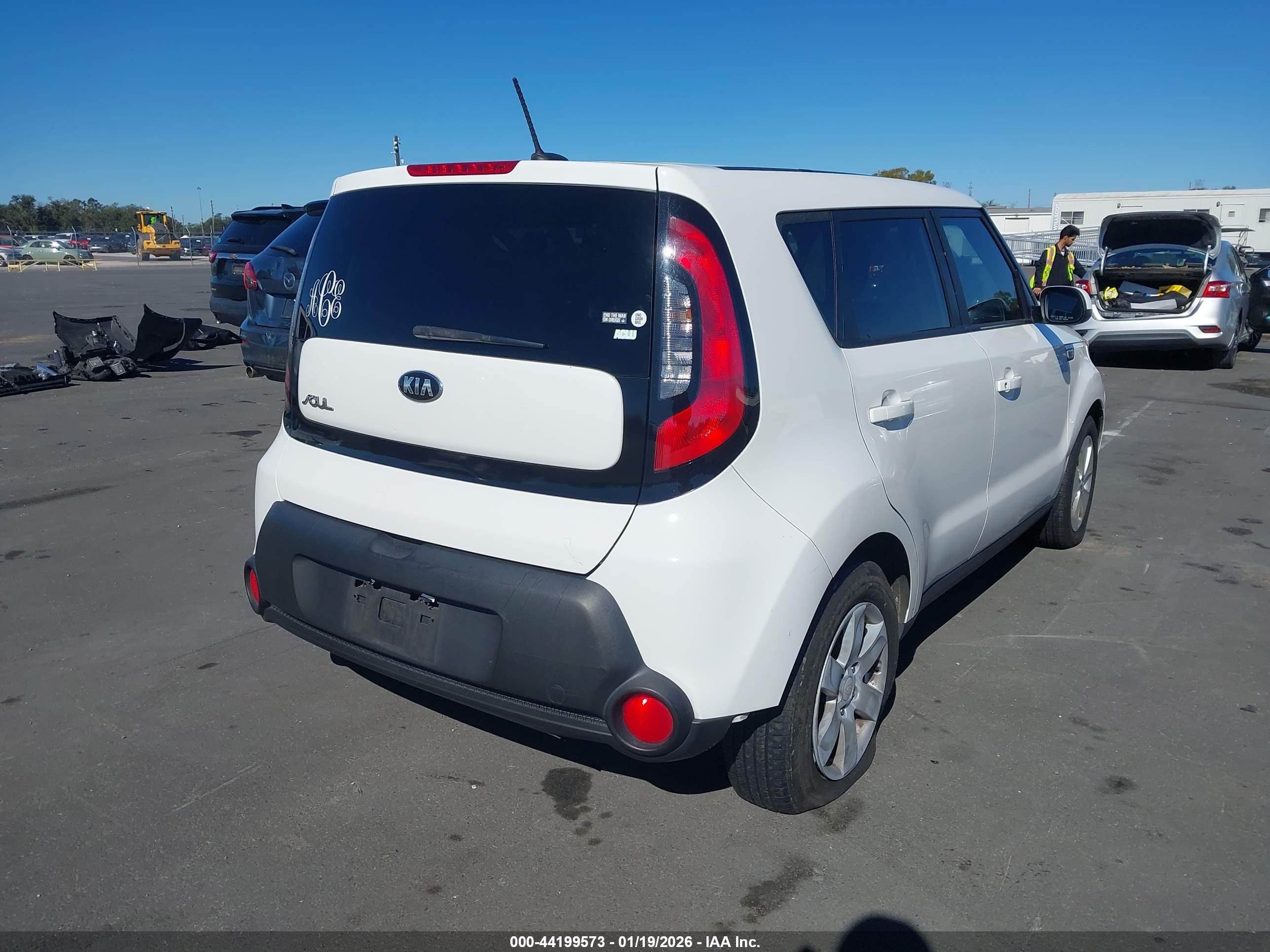 KIA SOUL image 4